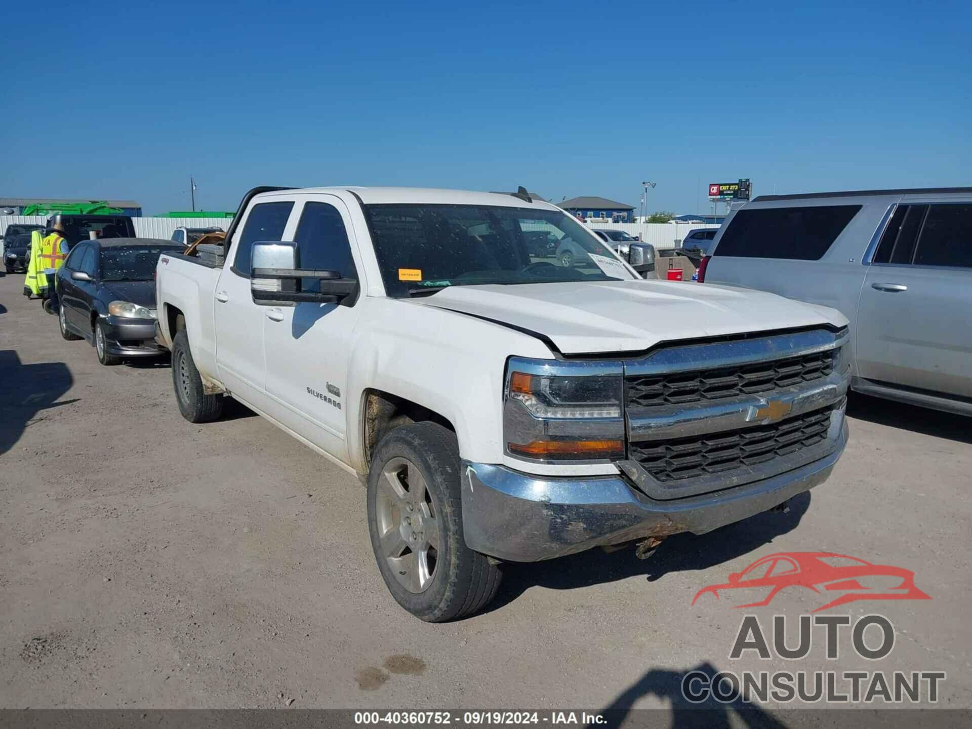 CHEVROLET SILVERADO 1500 2017 - 3GCUKREC0HG352117