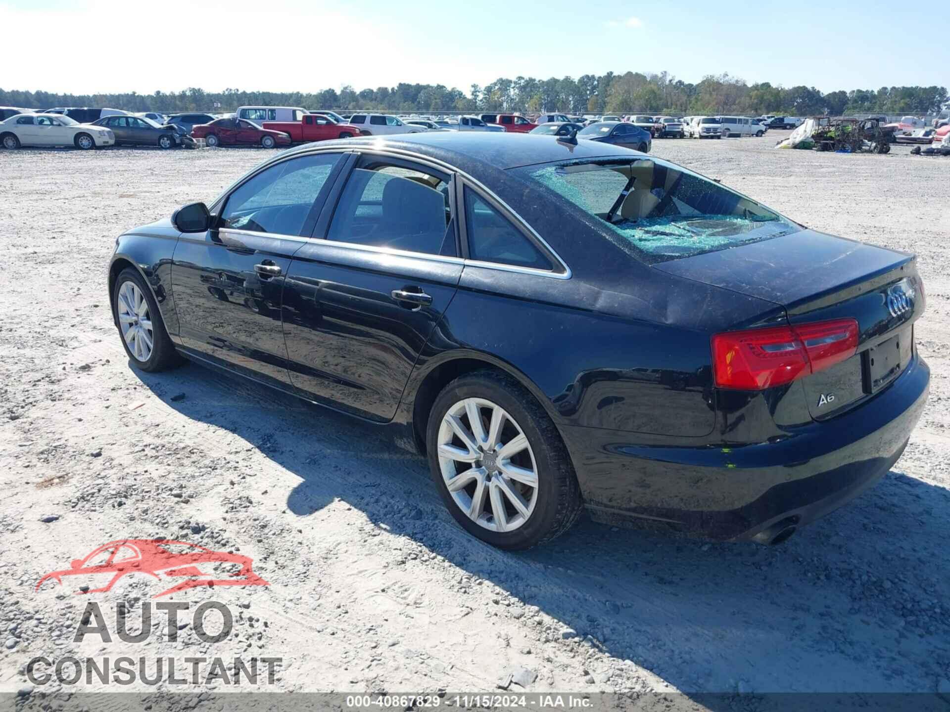 AUDI A6 2013 - WAUDFAFC2DN082407