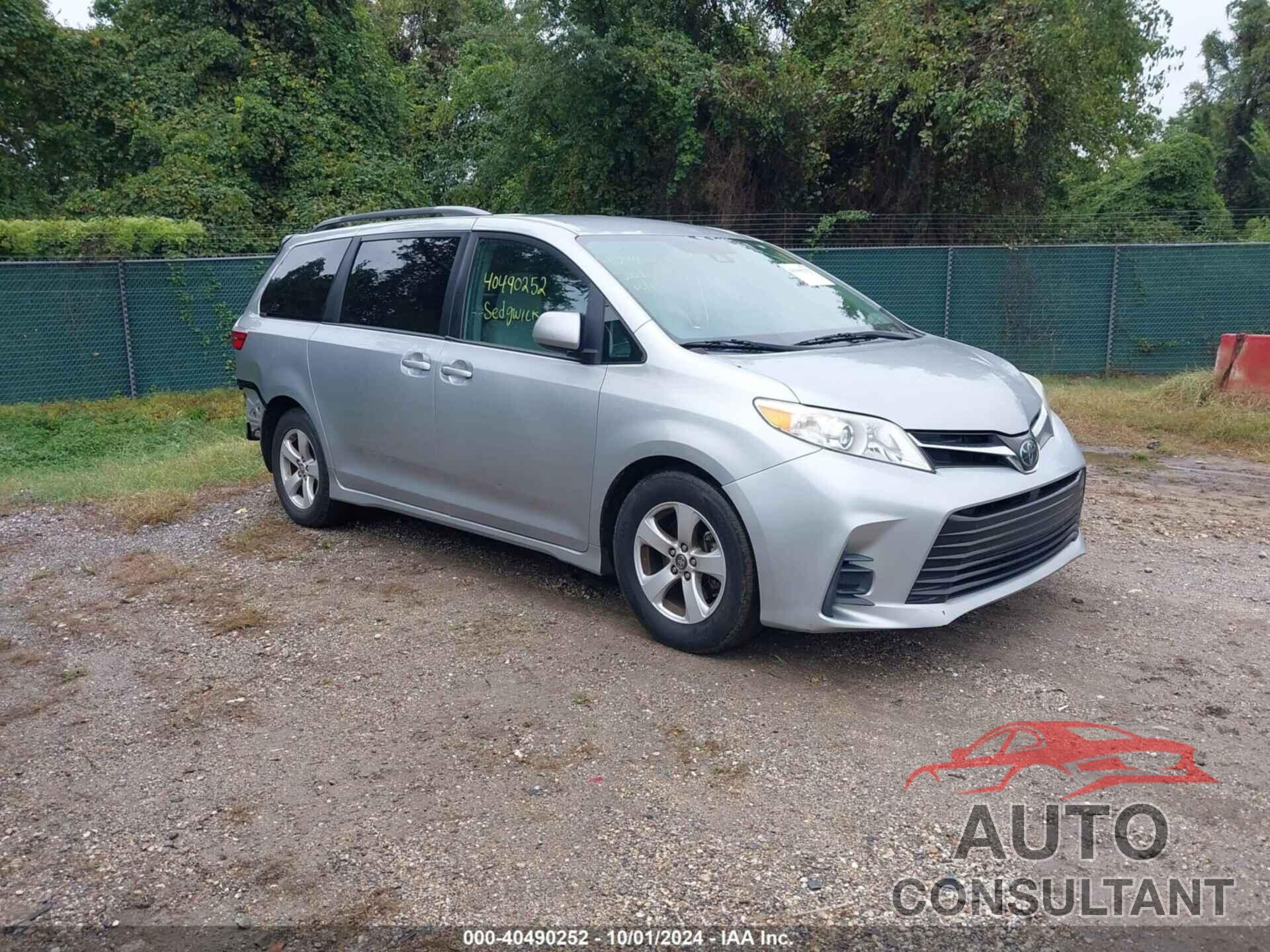 TOYOTA SIENNA 2019 - 5TDKZ3DC1KS009097