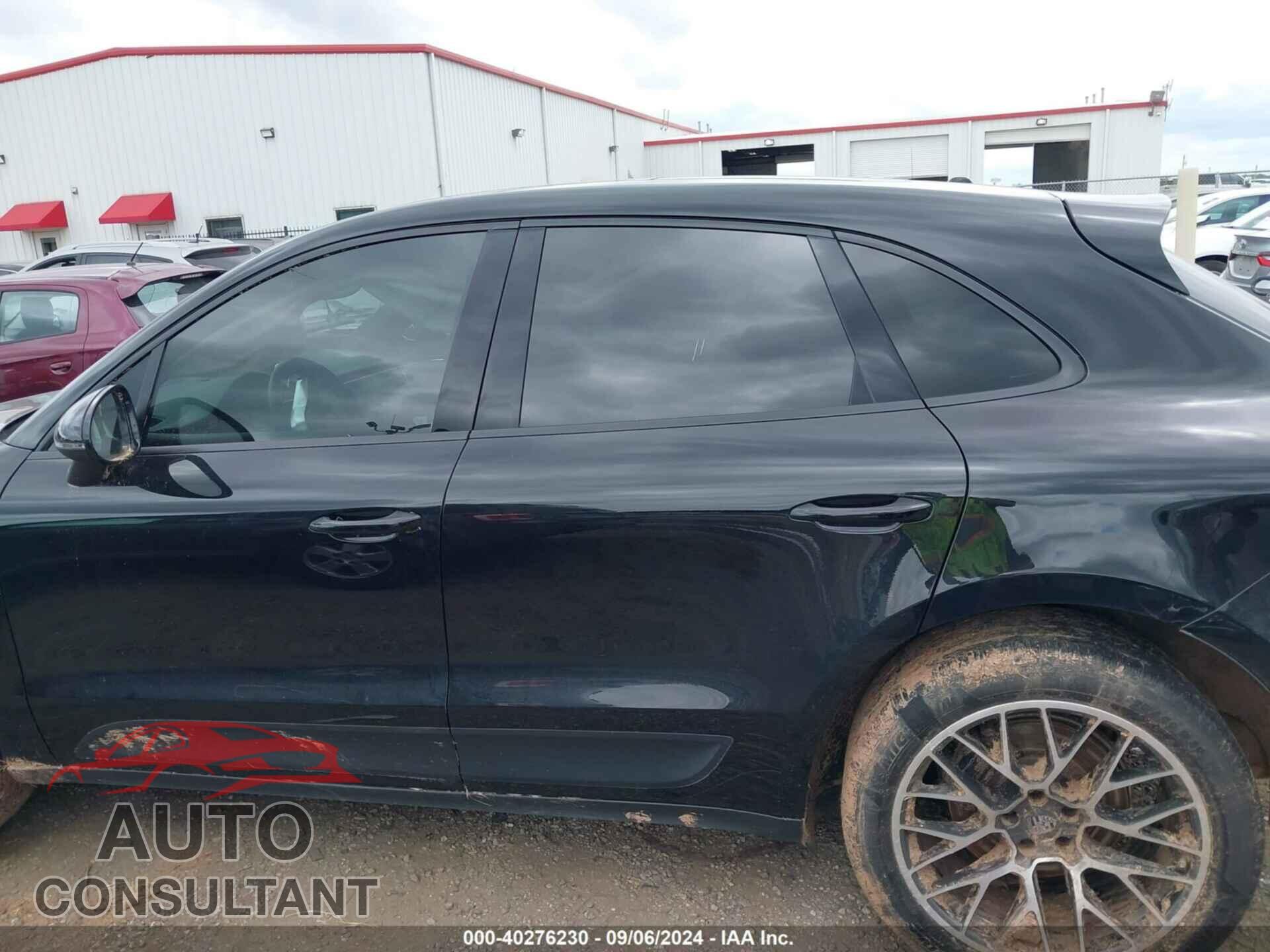 PORSCHE MACAN 2017 - WP1AA2A56HLB07618