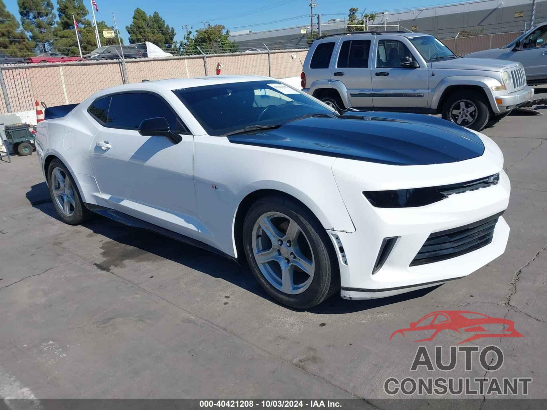 CHEVROLET CAMARO 2018 - 1G1FB1RX4J0114524