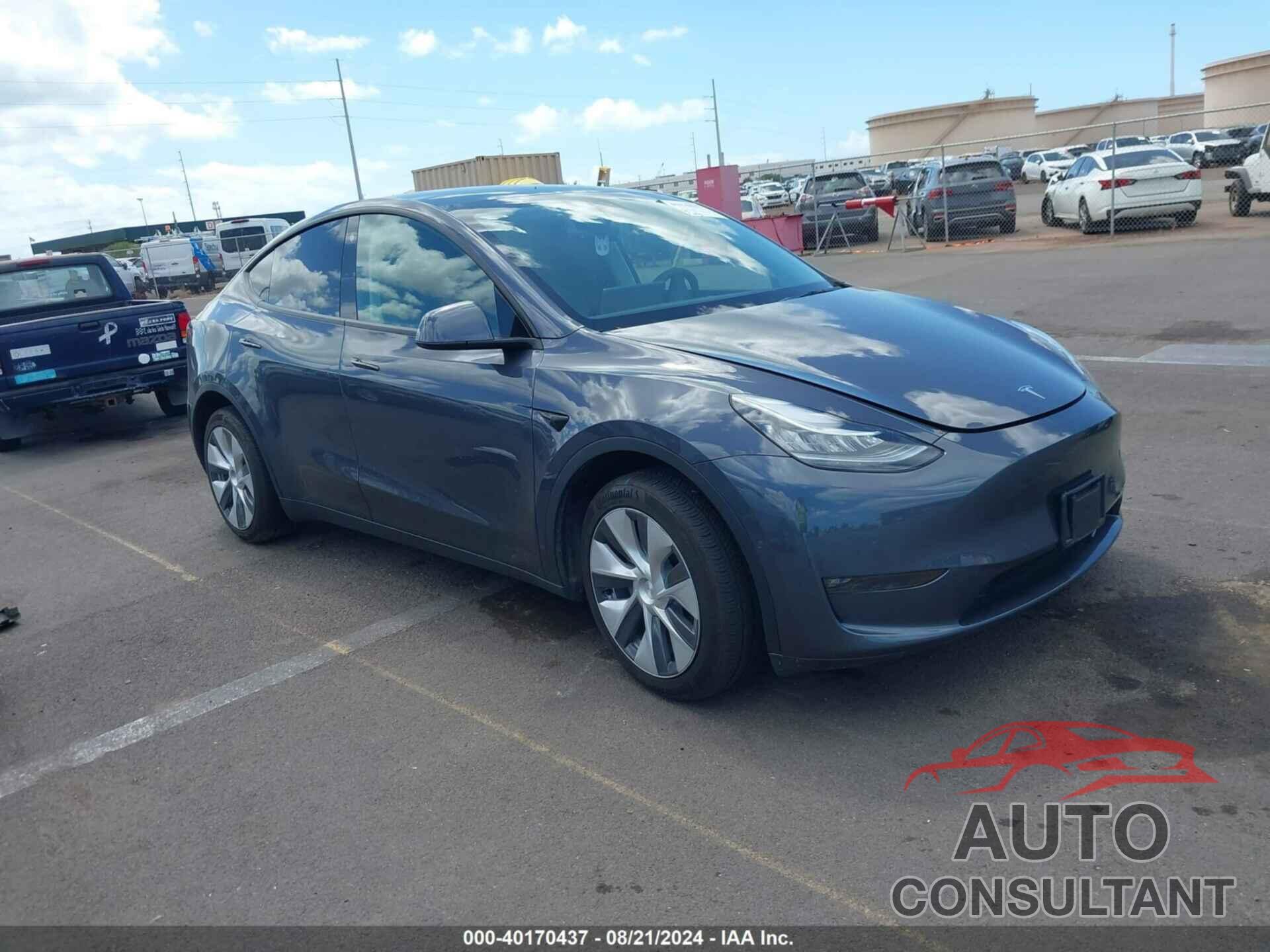 TESLA MODEL Y 2023 - 7SAYGAEE8PF583828