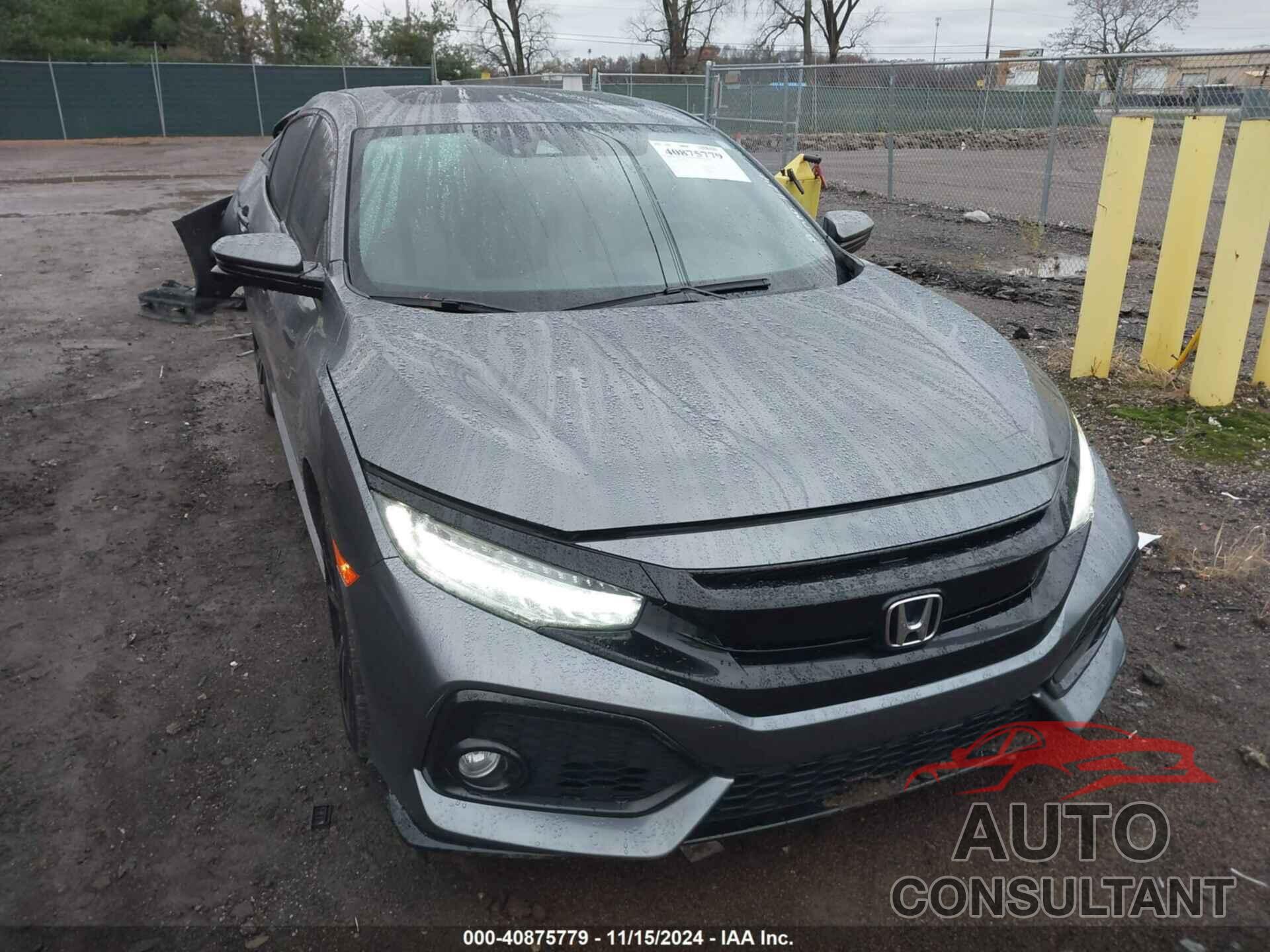 HONDA CIVIC 2018 - SHHFK7H94JU237866