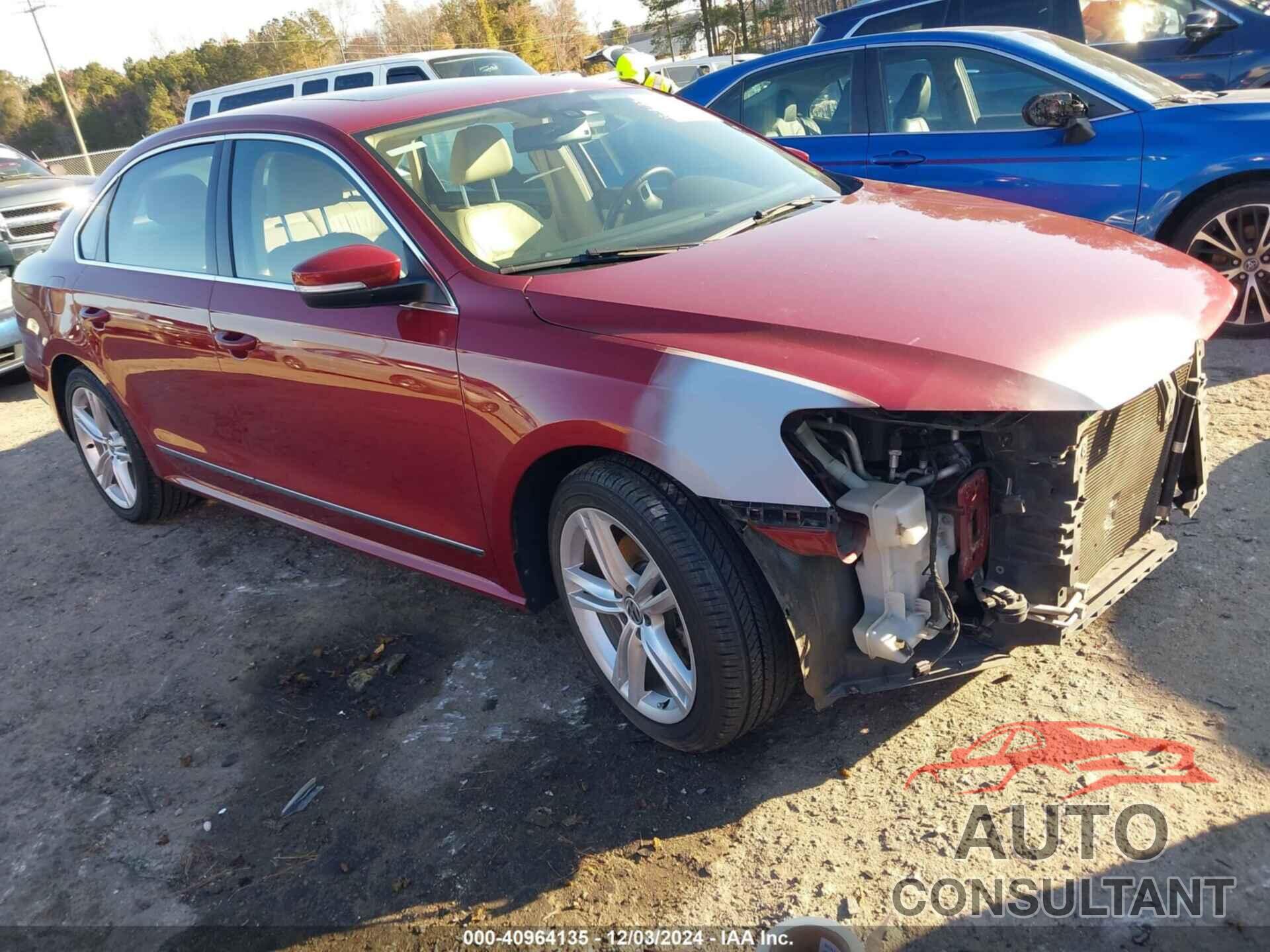 VOLKSWAGEN PASSAT 2015 - 1VWCV7A33FC019629