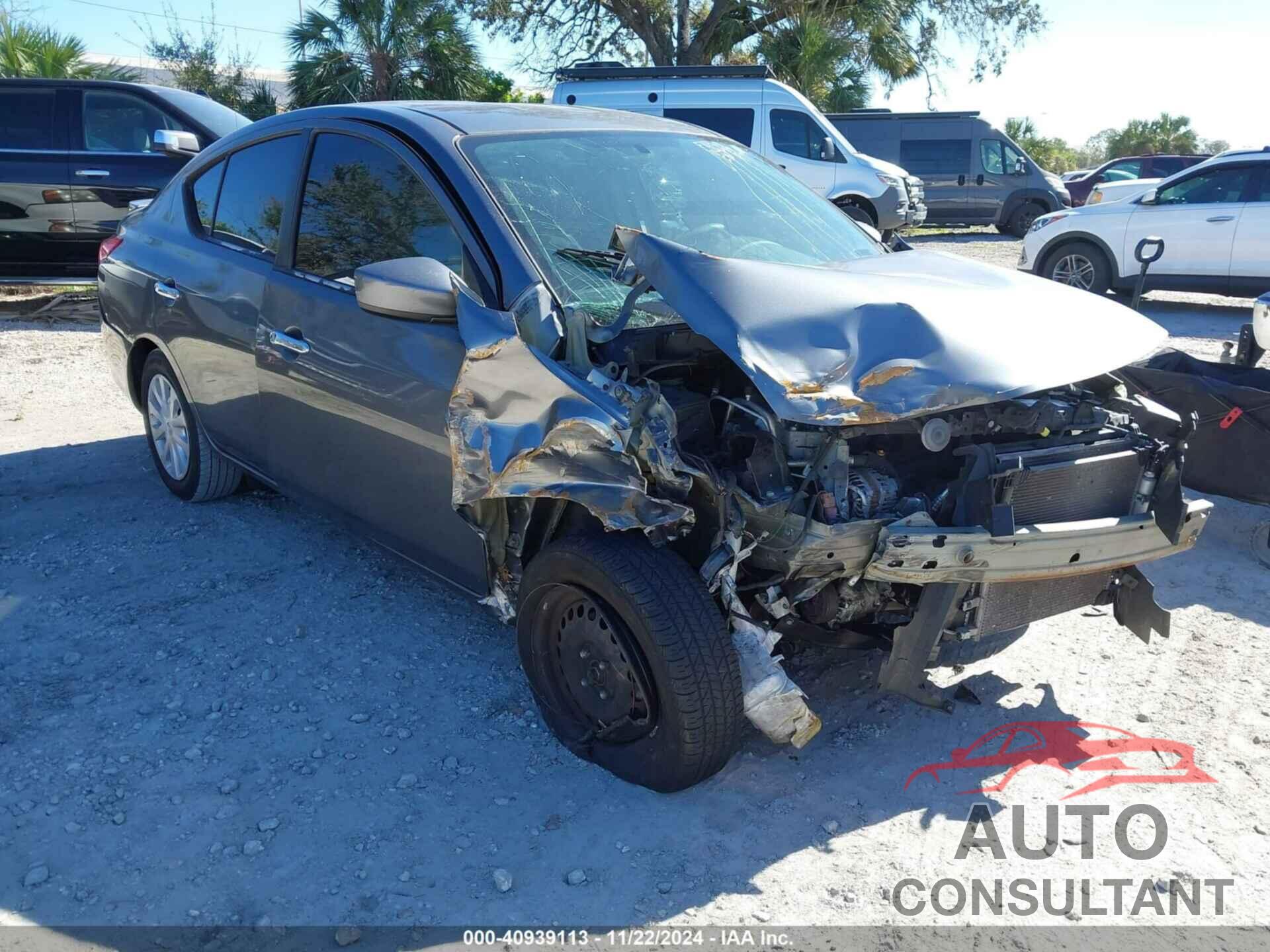 NISSAN VERSA 2018 - 3N1CN7APXJL842595