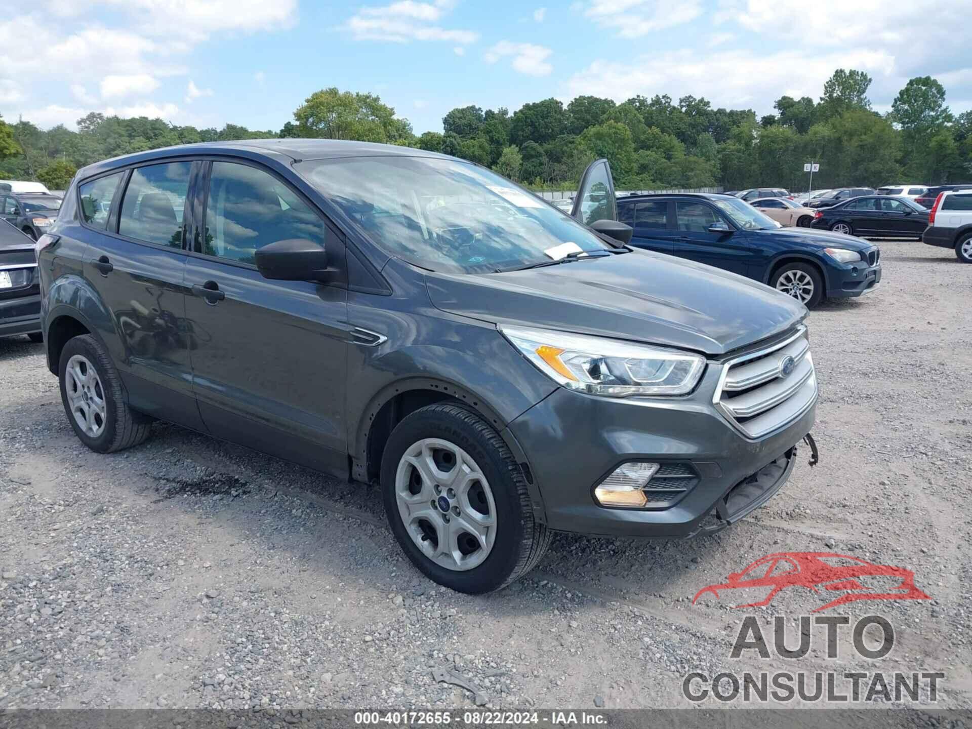 FORD ESCAPE 2017 - 1FMCU0F7XHUC06271