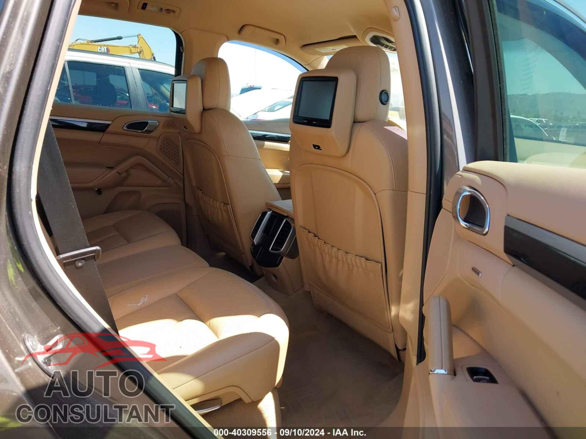 PORSCHE CAYENNE 2012 - WP1AA2A27CLA01970