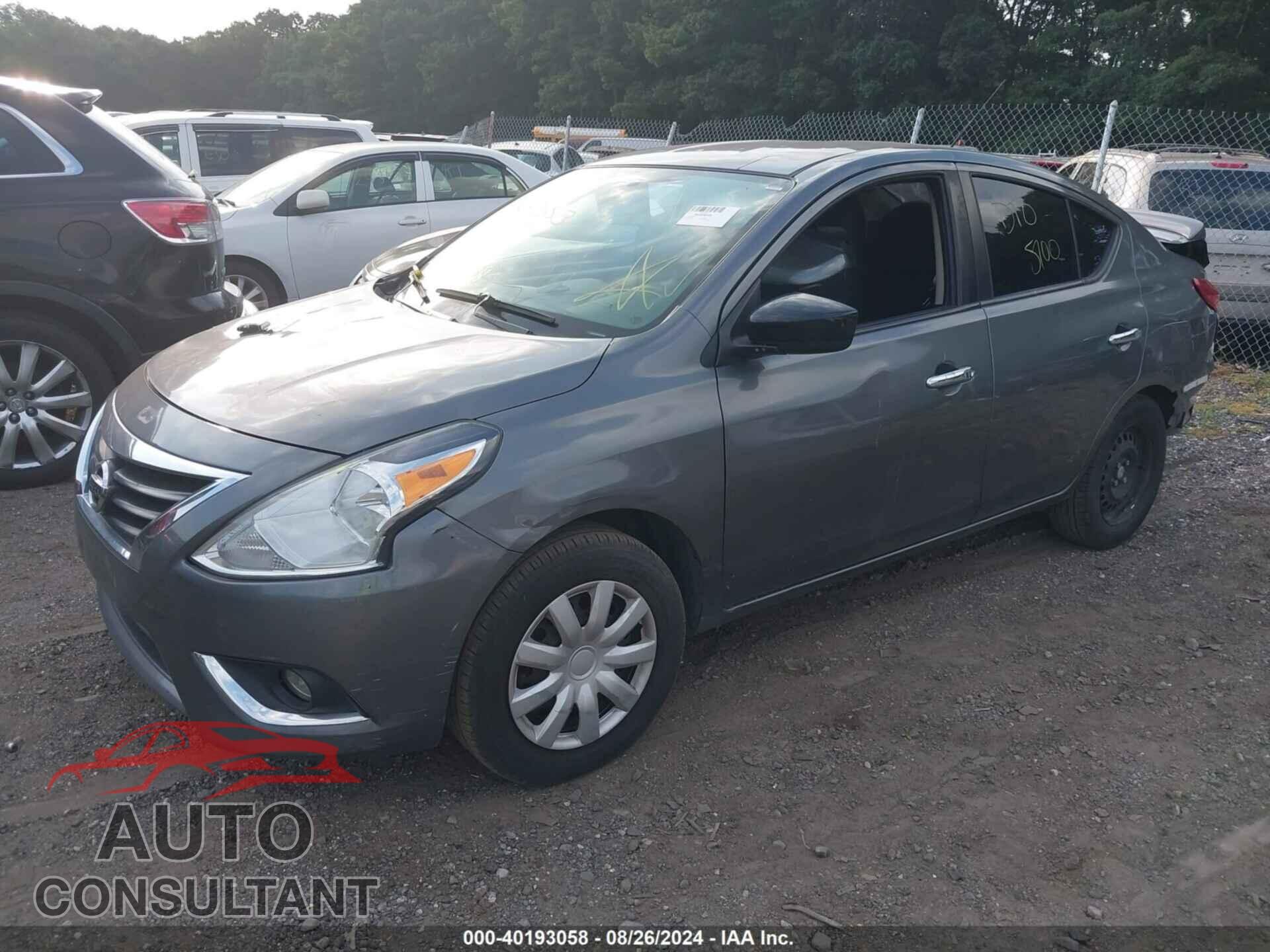 NISSAN VERSA 2017 - 3N1CN7AP3HL878980