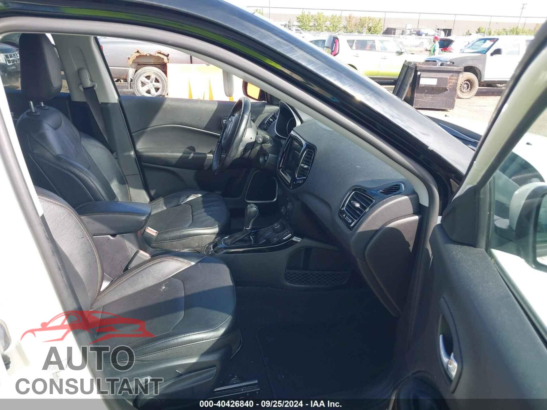 JEEP COMPASS 2020 - 3C4NJDCB6LT151925