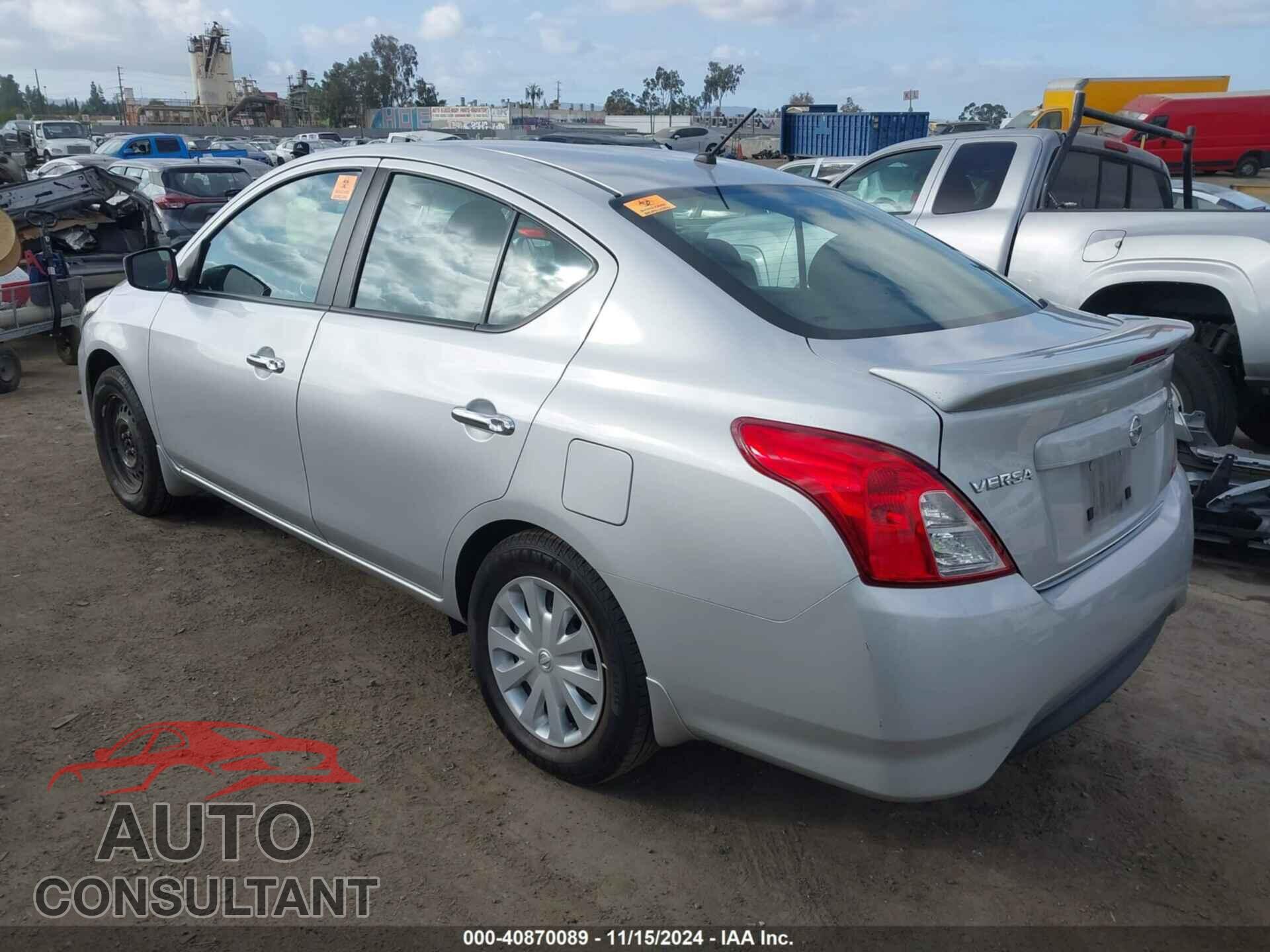 NISSAN VERSA 2017 - 3N1CN7AP1HL863913