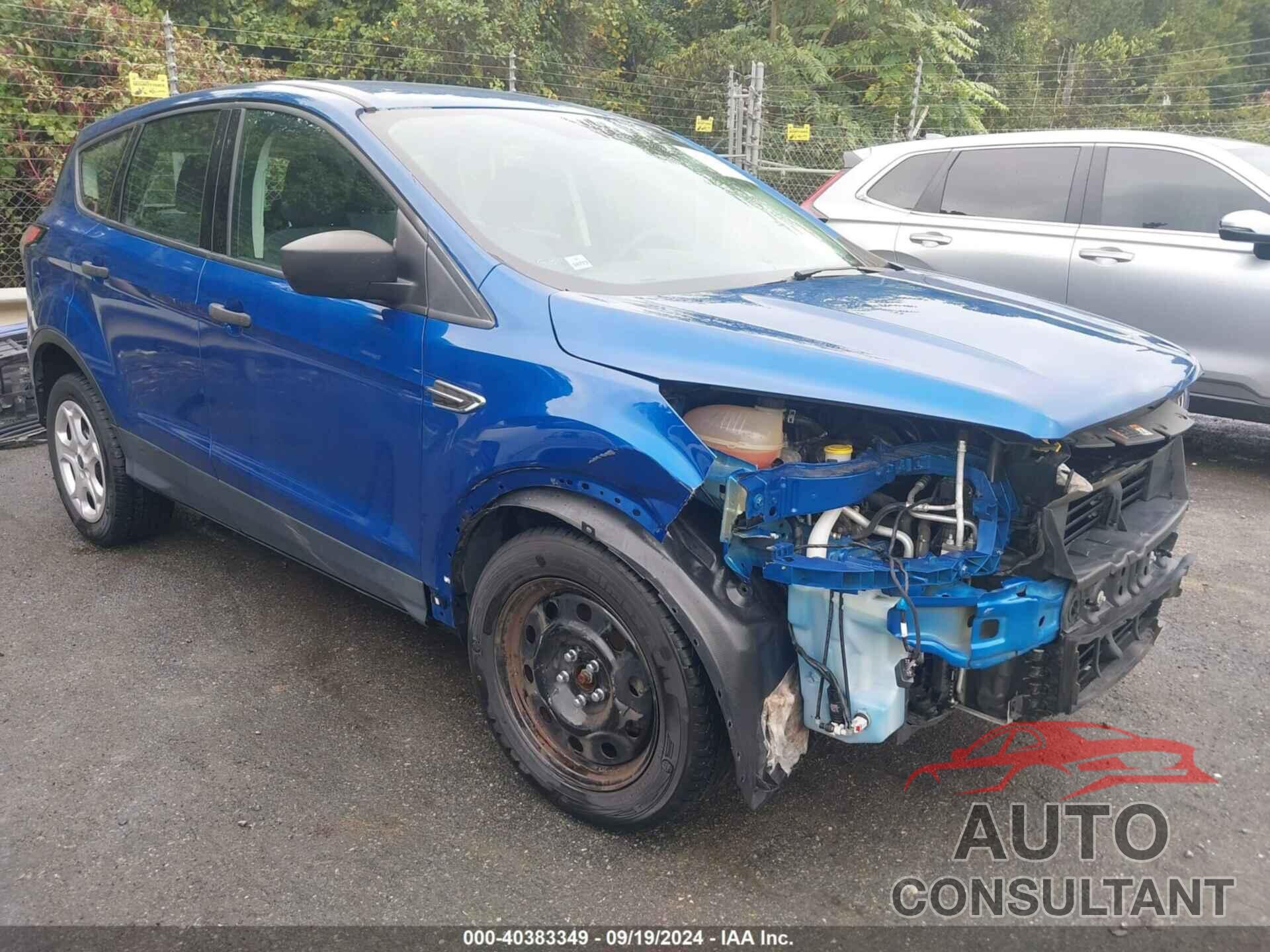 FORD ESCAPE 2018 - 1FMCU0F75JUA33197