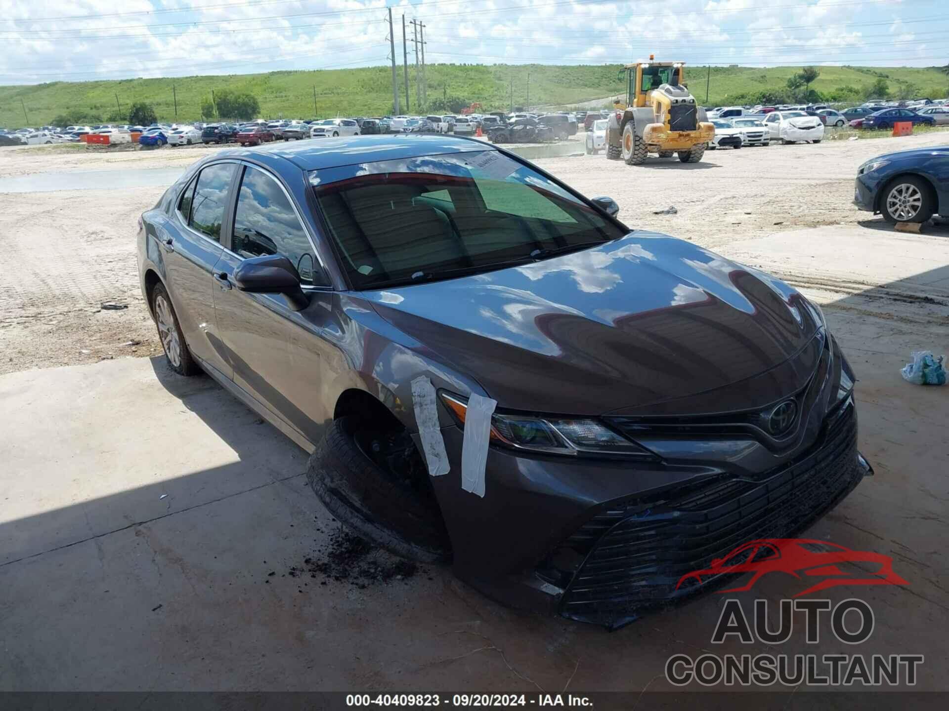 TOYOTA CAMRY 2018 - 4T1B11HK7JU103116