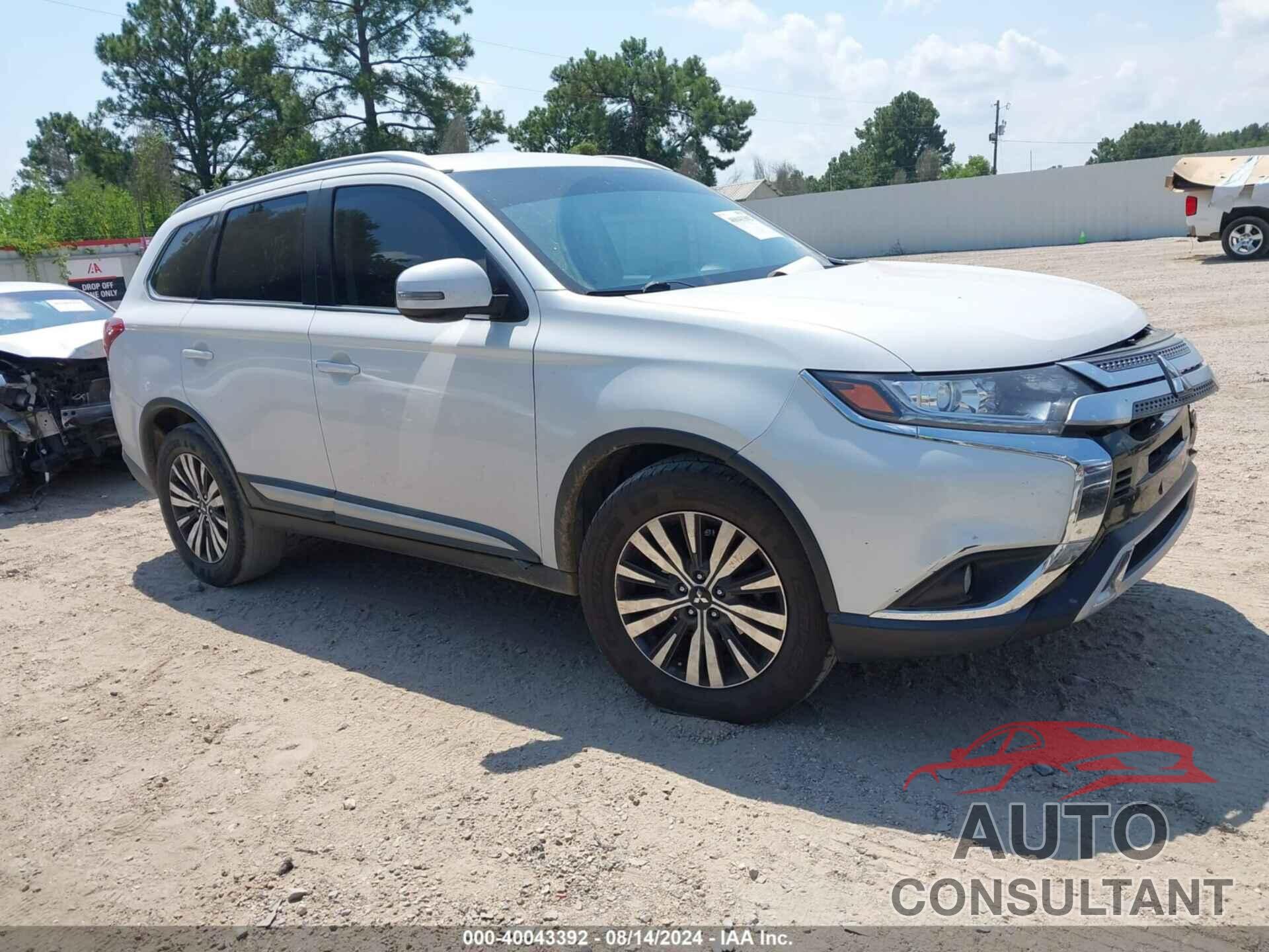 MITSUBISHI OUTLANDER 2019 - JA4AD3A31KZ038042