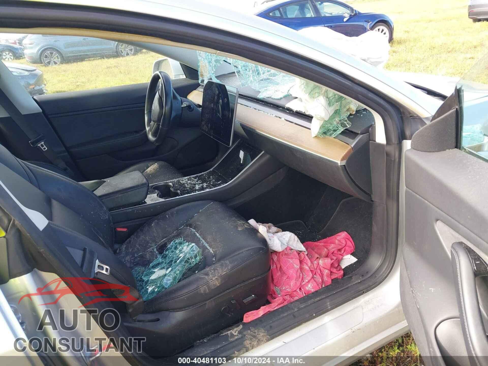 TESLA MODEL 3 2018 - 5YJ3E1EB7JF116863