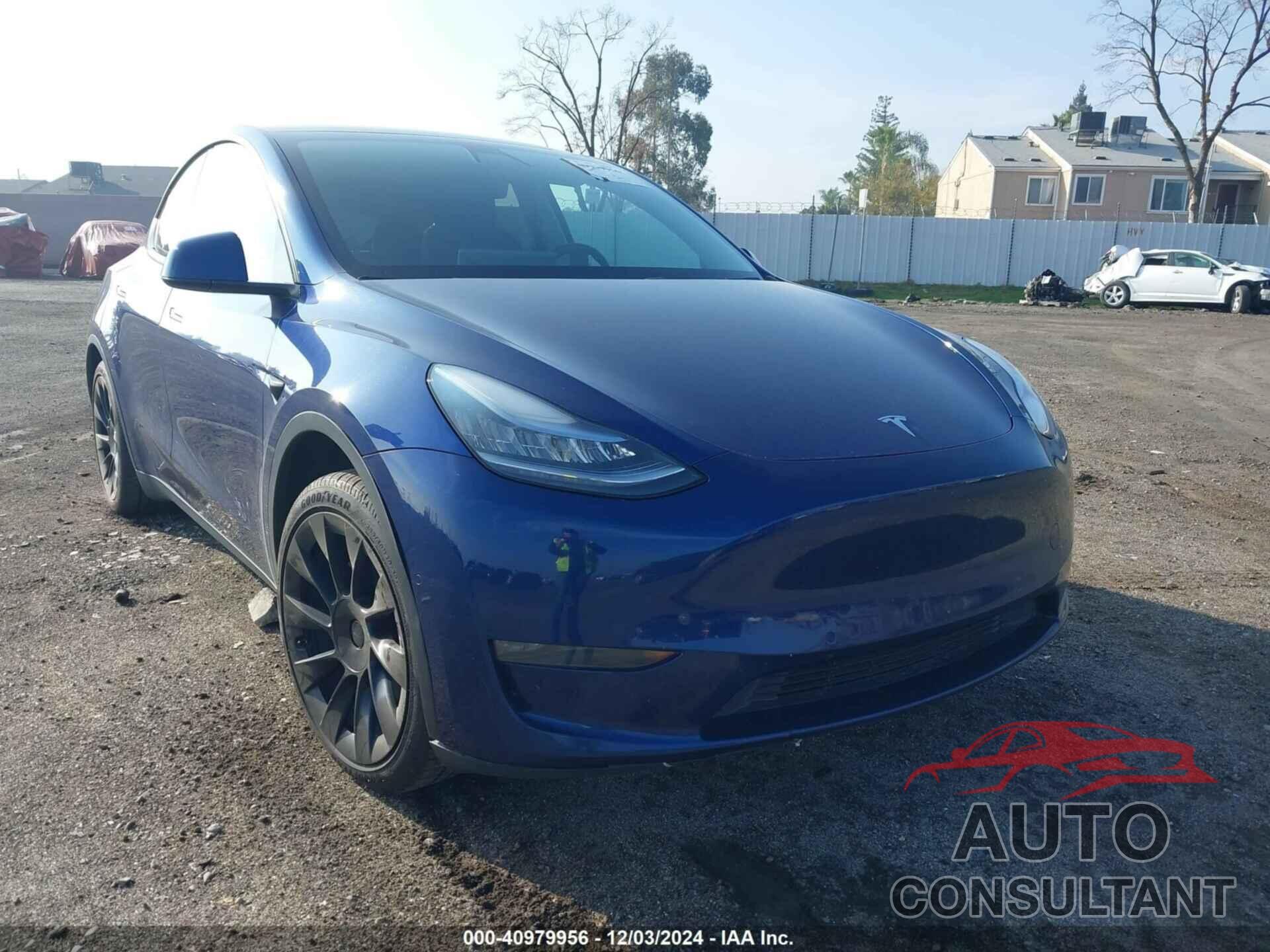 TESLA MODEL Y 2020 - 5YJYGDEF6LF000545