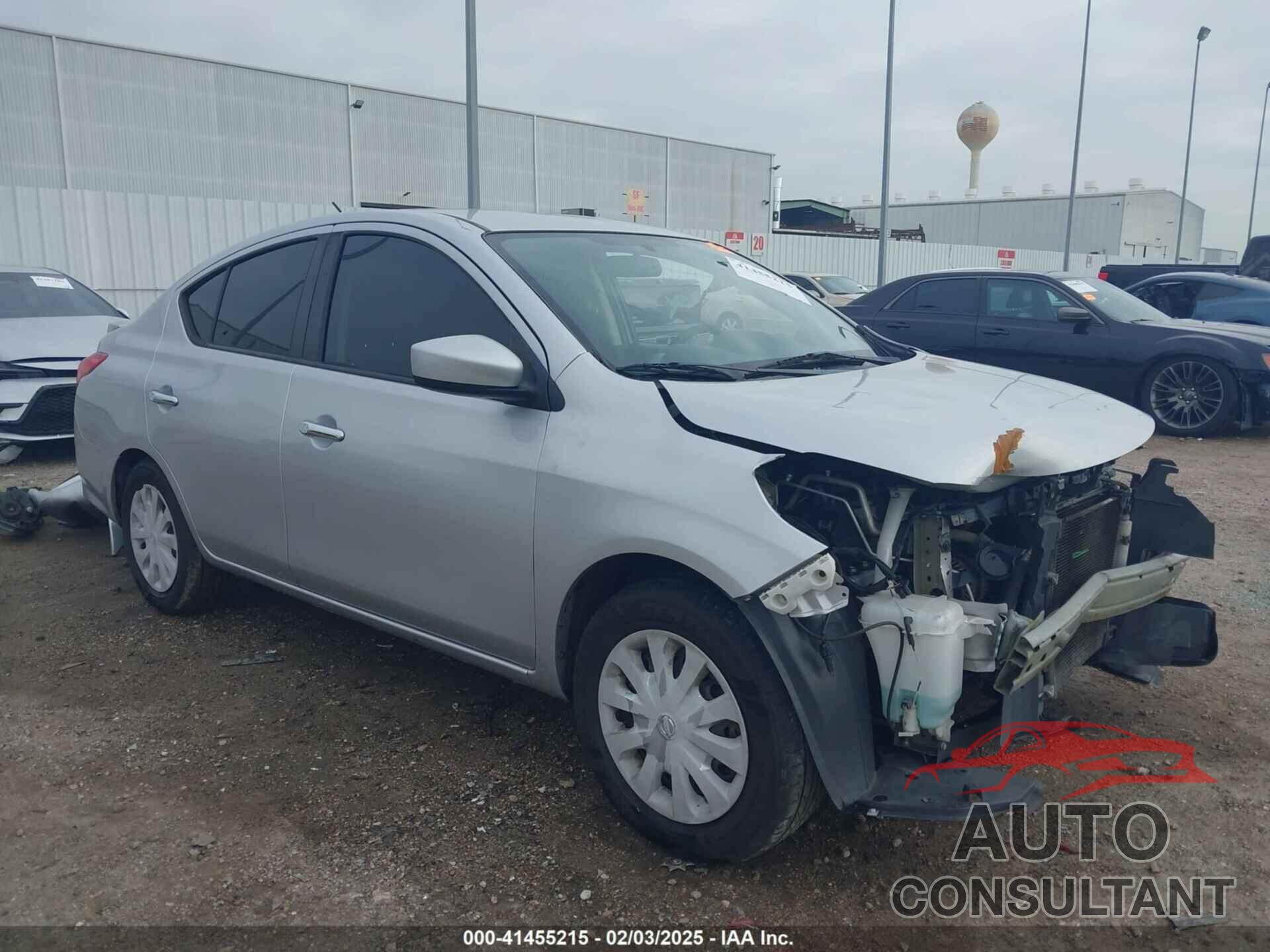 NISSAN VERSA 2019 - 3N1CN7APXKL838418