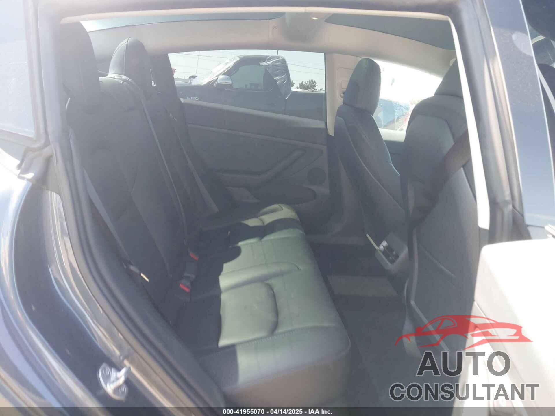 TESLA MODEL 3 2023 - 5YJ3E1EA3PF705831