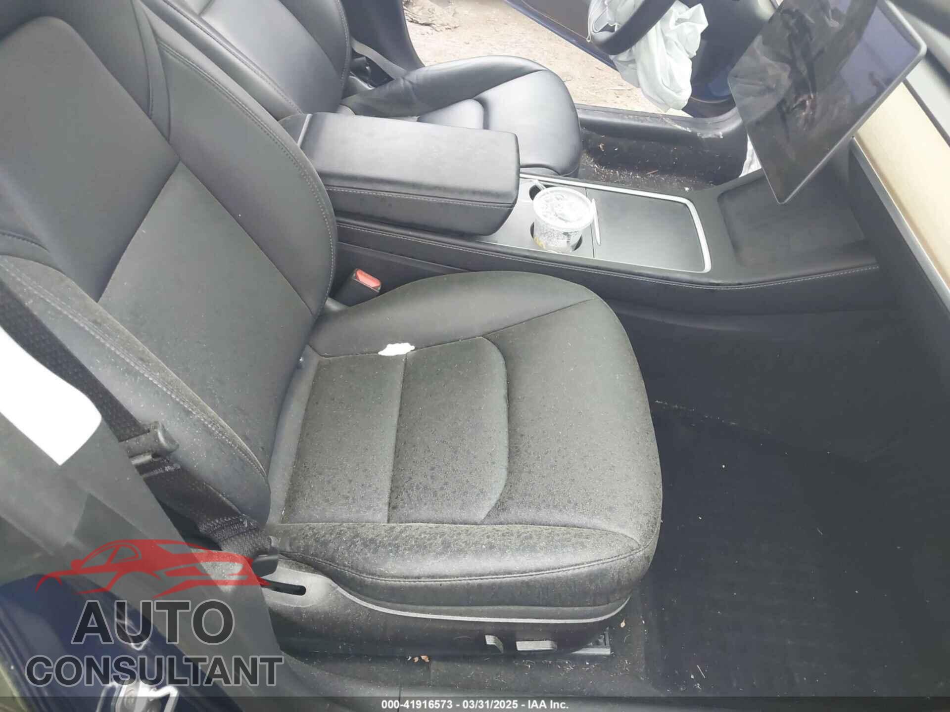 TESLA MODEL 3 2021 - 5YJ3E1EA3MF018246