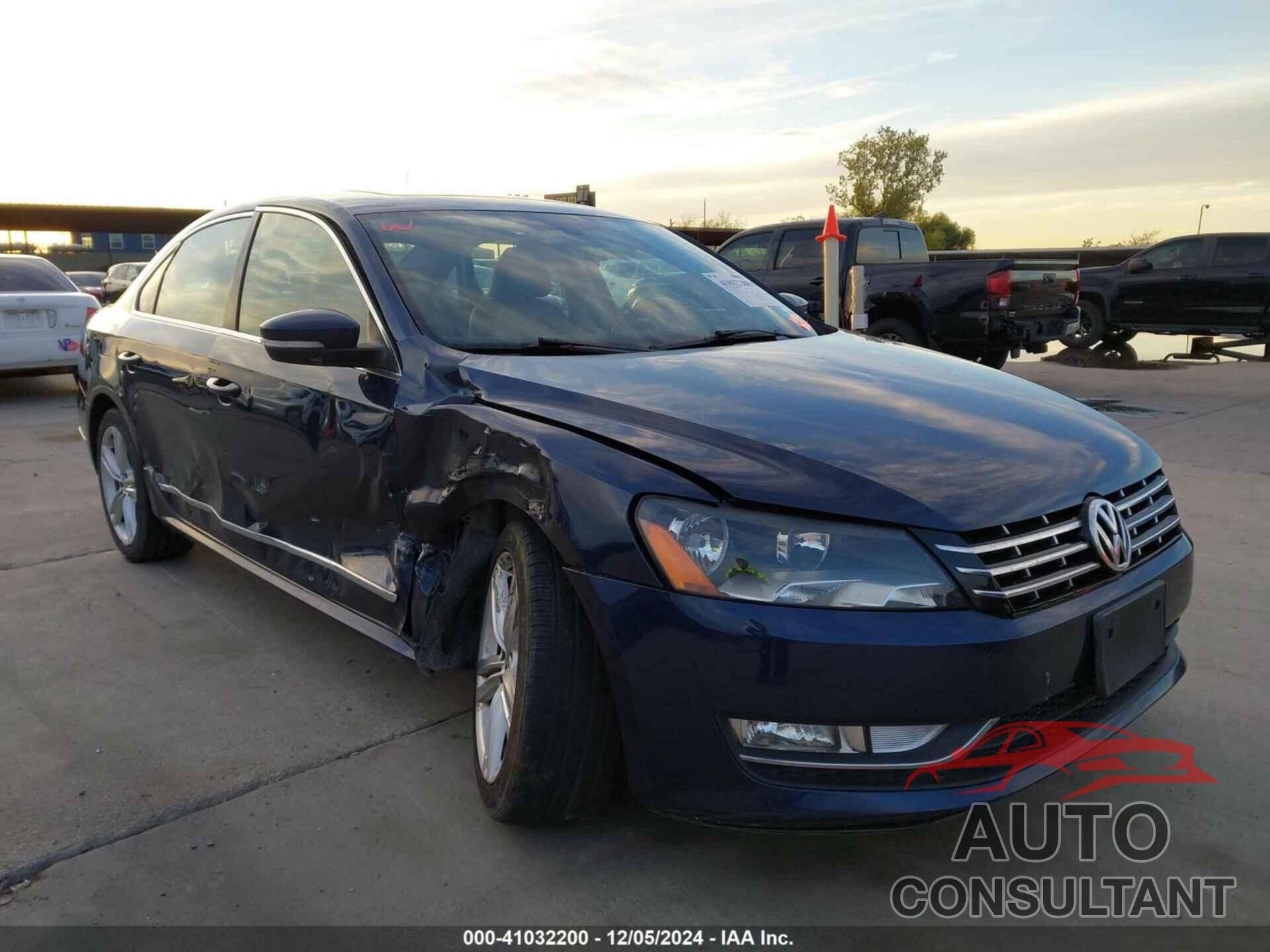 VOLKSWAGEN PASSAT 2013 - 1VWCM7A31DC072300