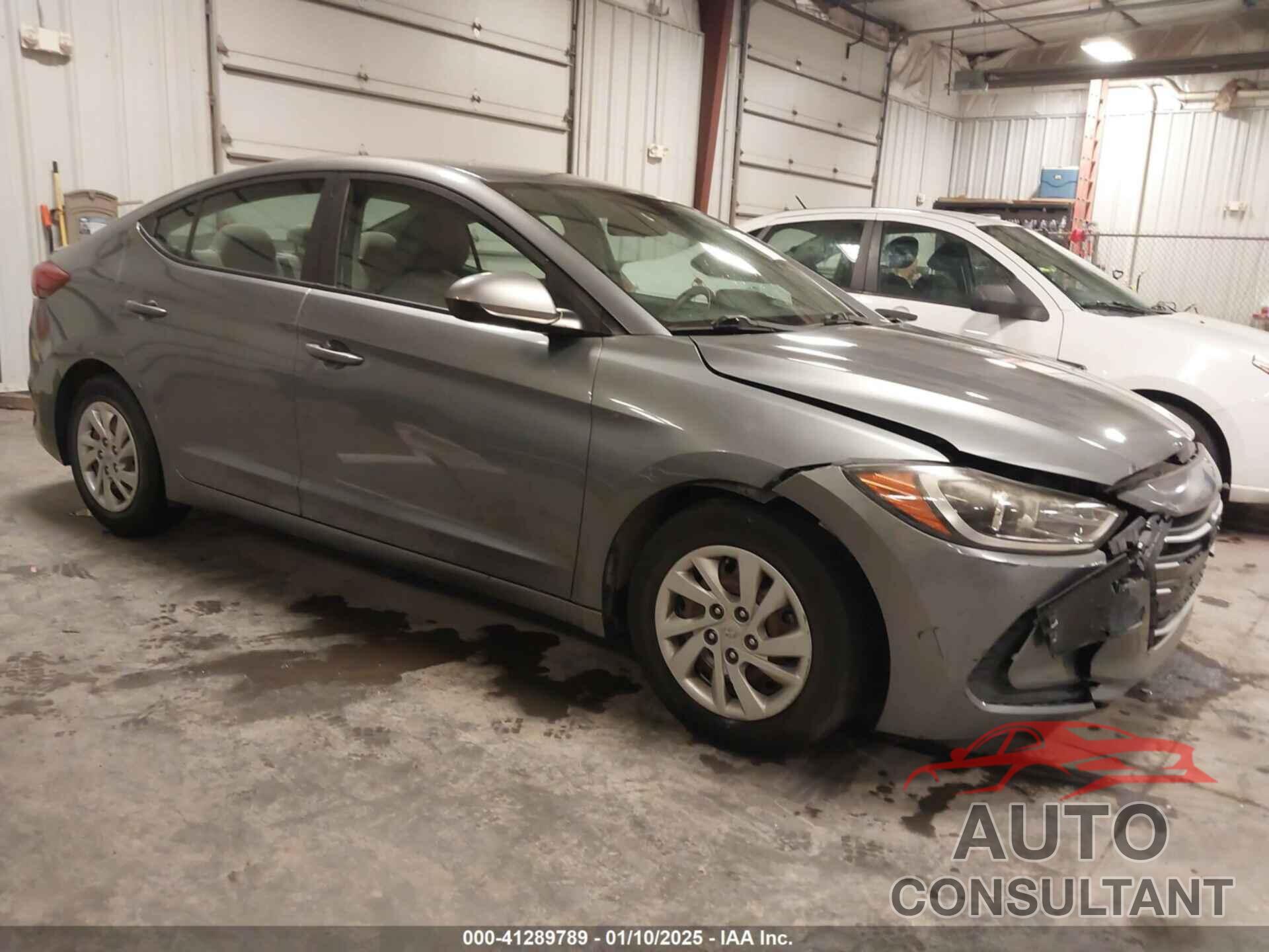 HYUNDAI ELANTRA 2017 - KMHD74LF2HU076596