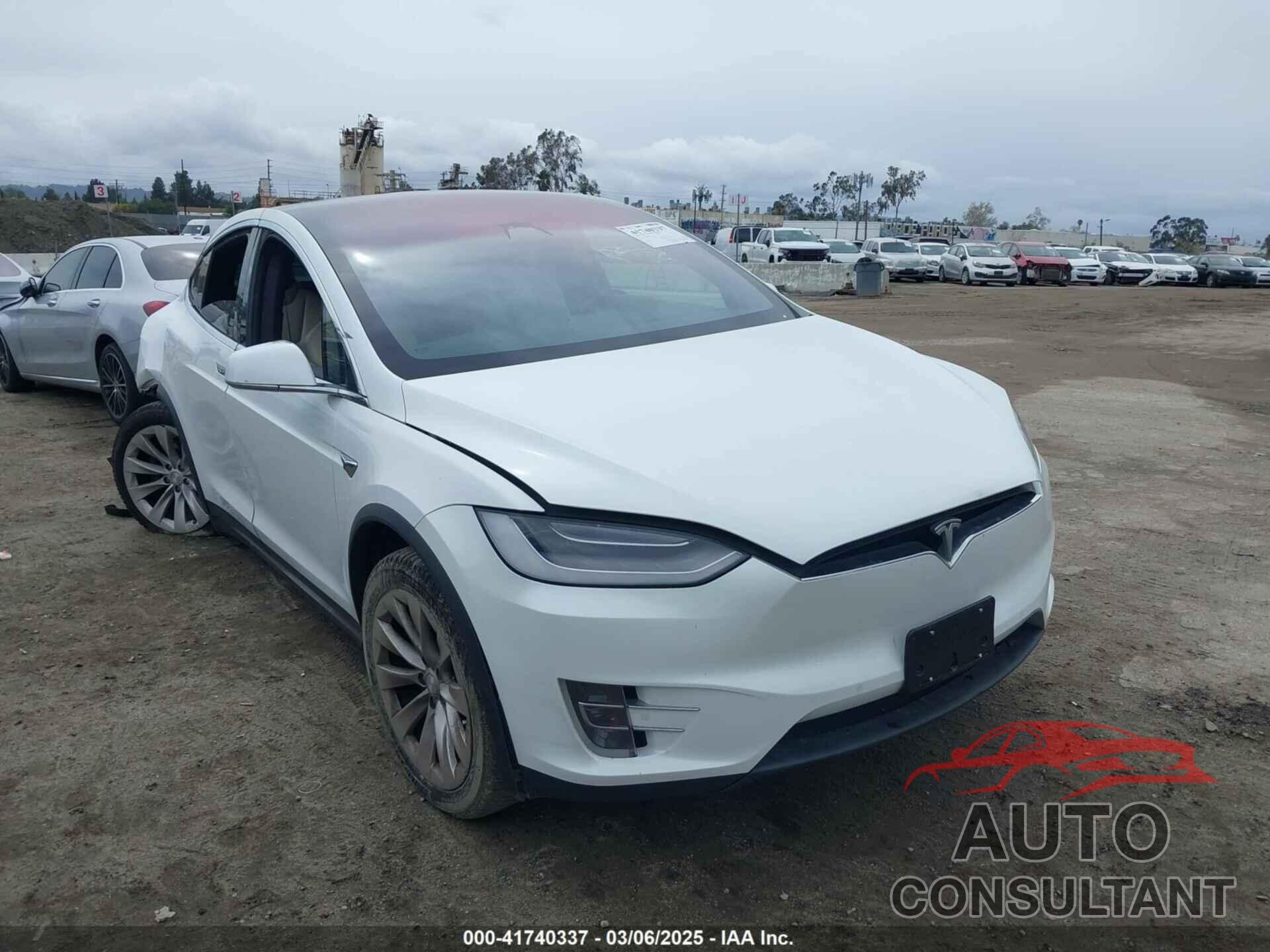 TESLA MODEL X 2019 - 5YJXCBE27KF198236