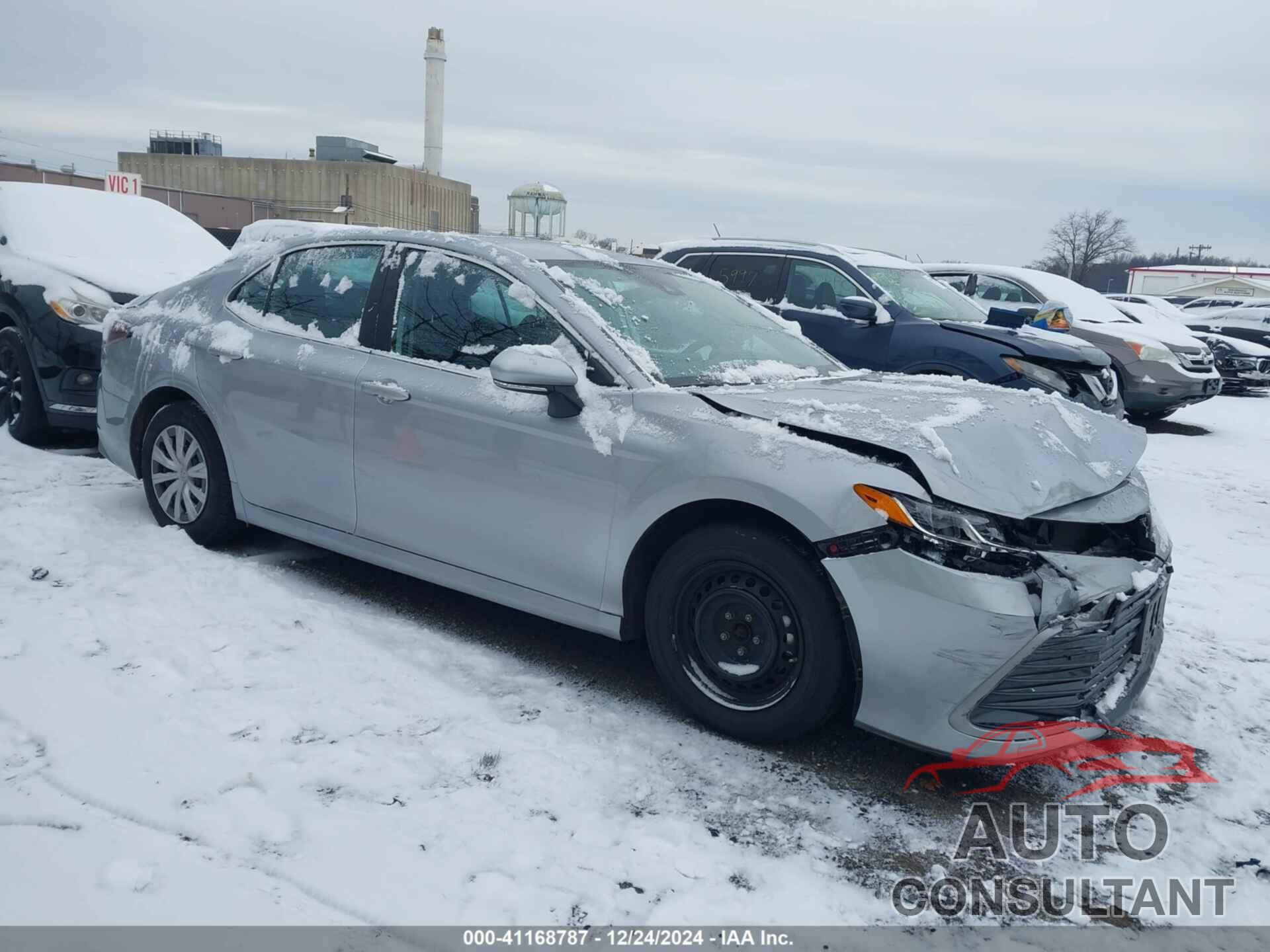 TOYOTA CAMRY 2022 - 4T1C31AK2NU577196