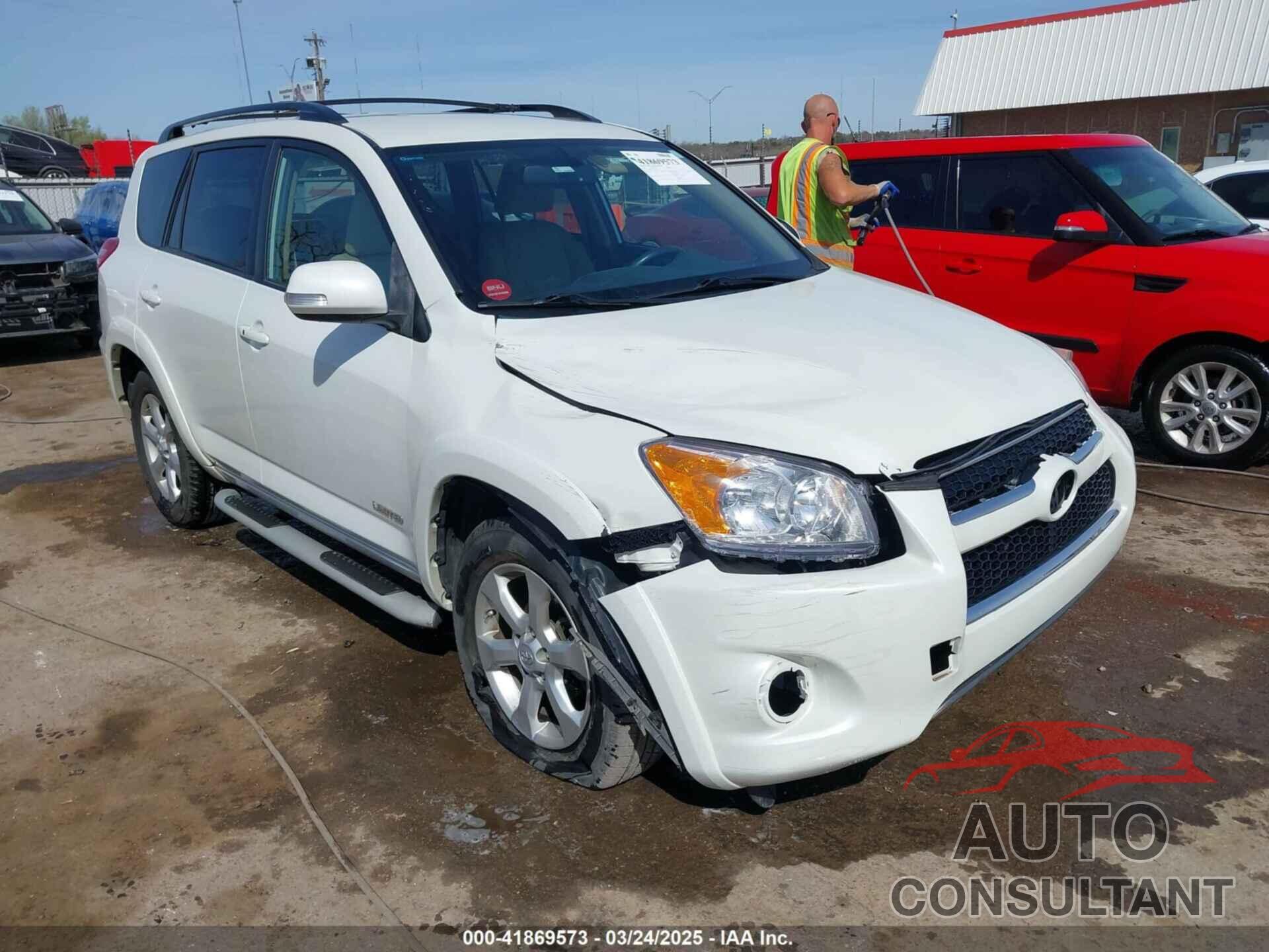 TOYOTA RAV4 2009 - JTMBF31V995007774