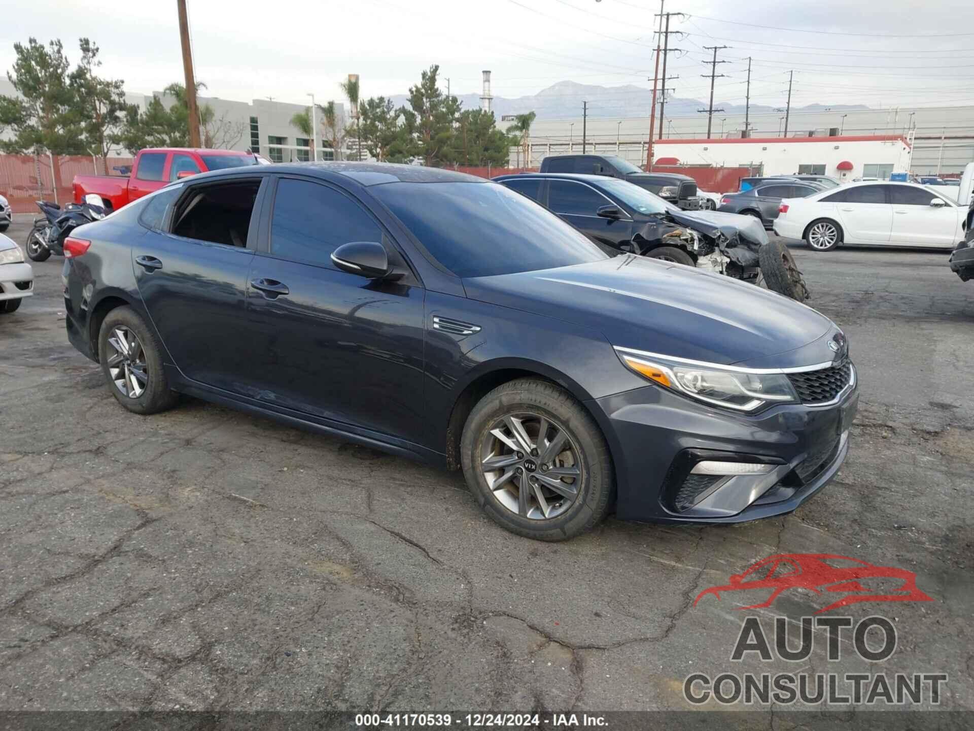 KIA OPTIMA 2019 - 5XXGT4L38KG288984