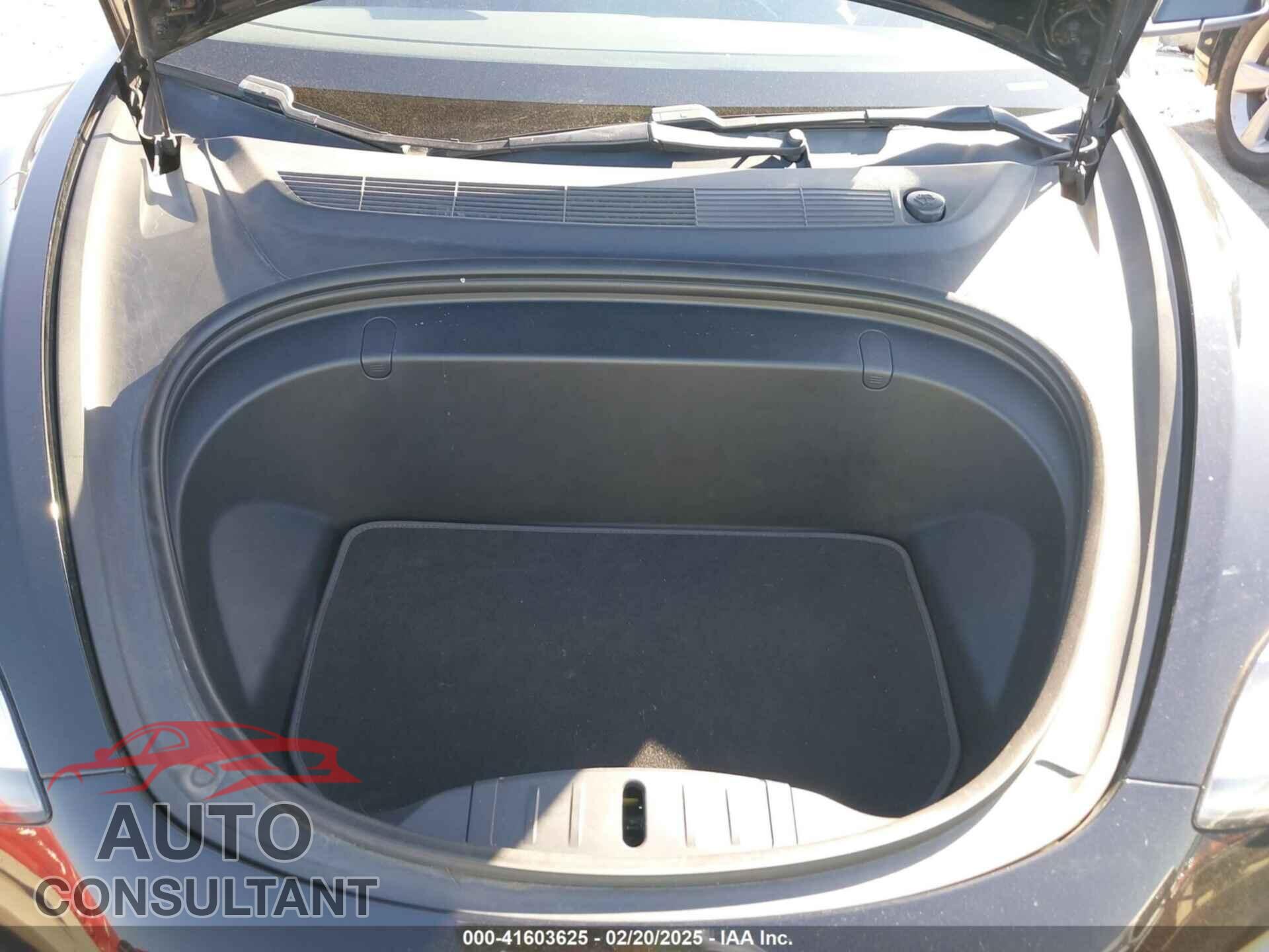 TESLA MODEL 3 2019 - 5YJ3E1EA4KF190010