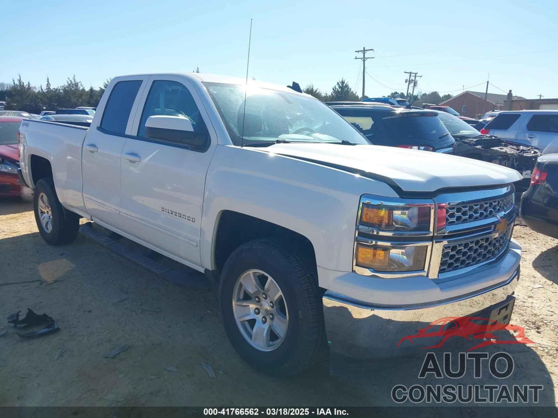 CHEVROLET SILVERADO 1500 2015 - 1GCVKREH4FZ298348
