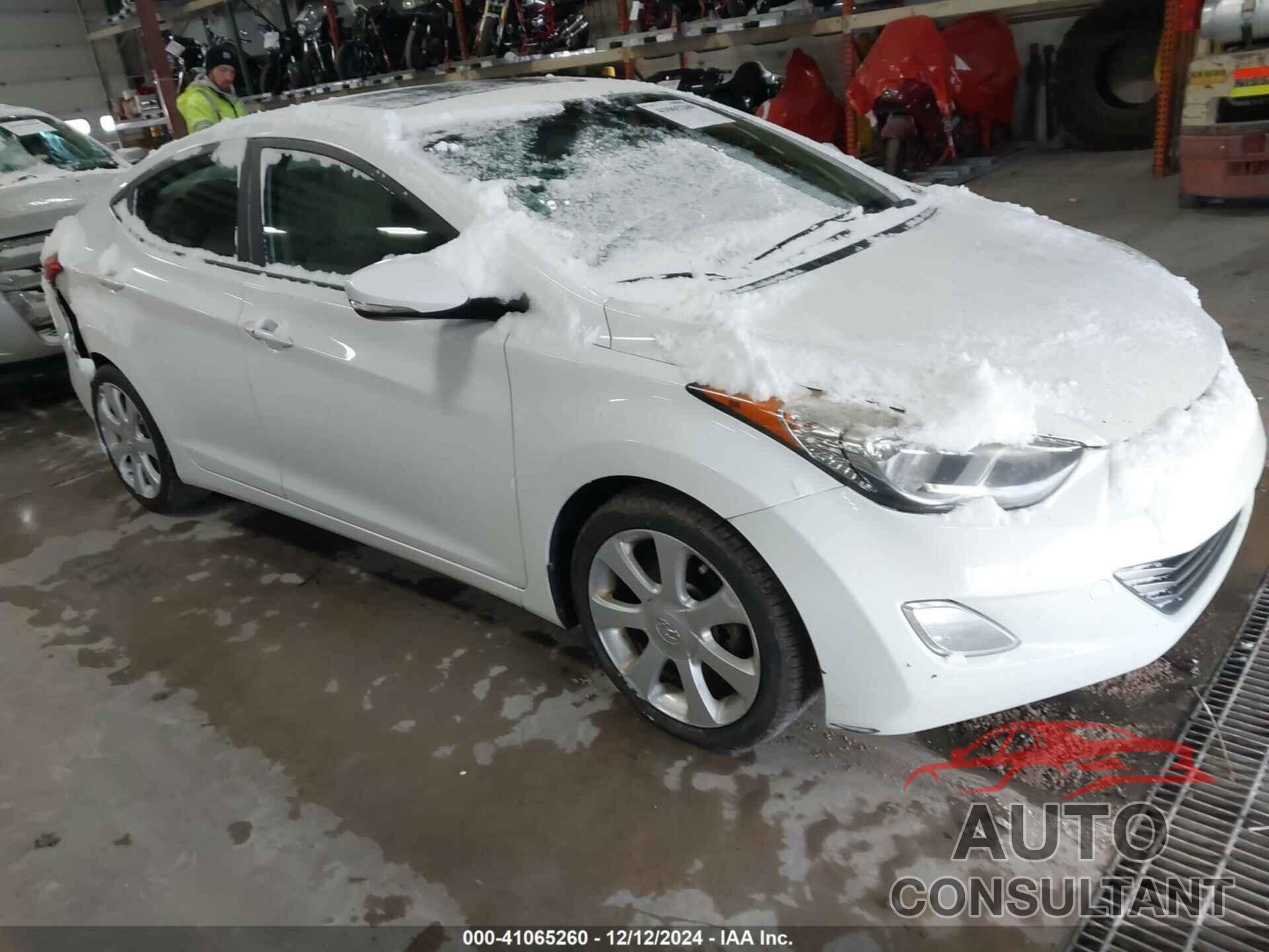 HYUNDAI ELANTRA 2013 - 5NPDH4AE8DH381522