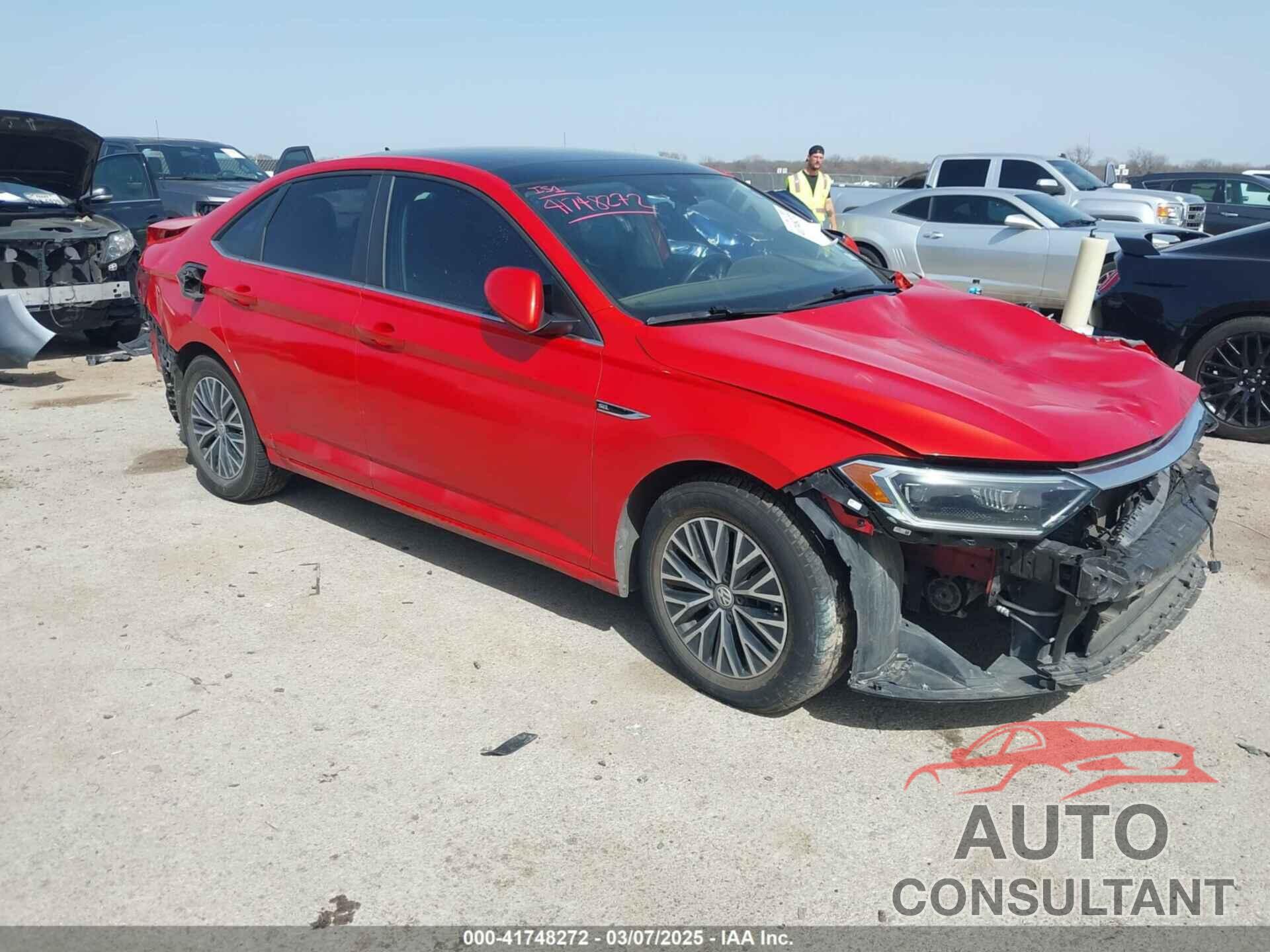 VOLKSWAGEN JETTA 2019 - 3VWE57BU4KM110398