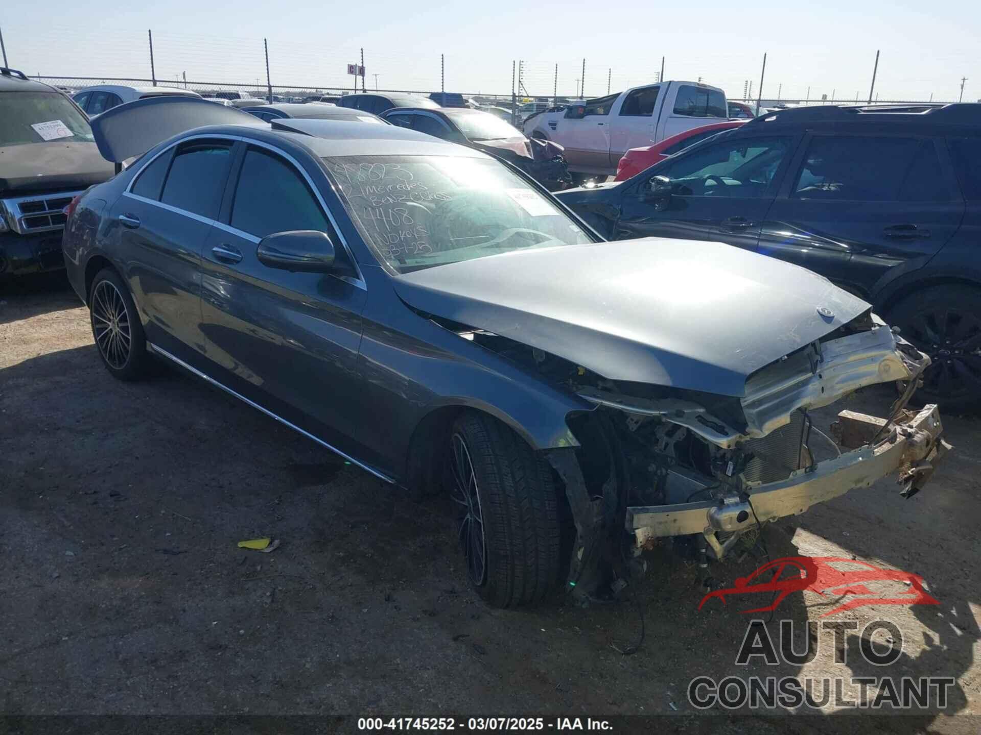 MERCEDES-BENZ C 300 2021 - W1KWF8DB3MR644408