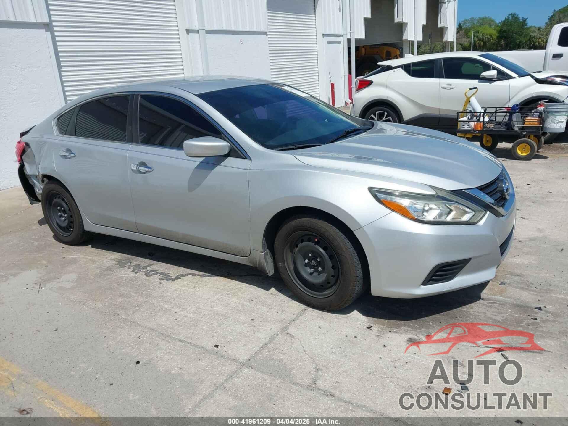NISSAN ALTIMA 2017 - 1N4AL3AP9HN318342