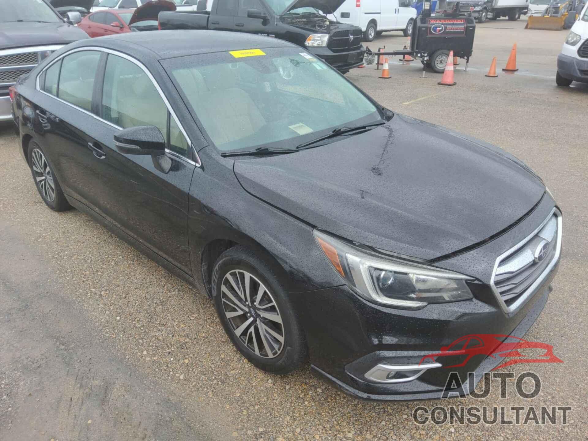 SUBARU LEGACY 2019 - 4S3BNAF68K3029565