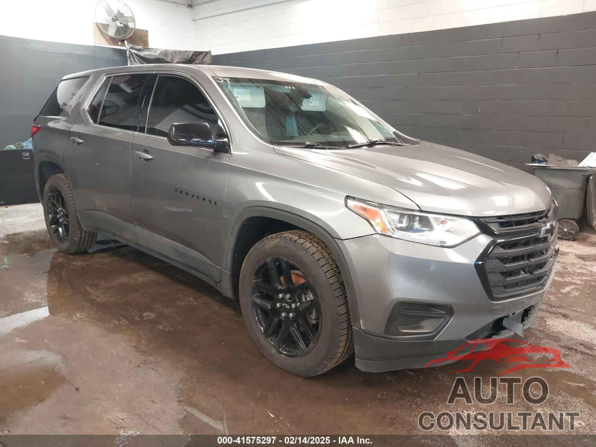 CHEVROLET TRAVERSE 2019 - 1GNEVFKW7KJ244115