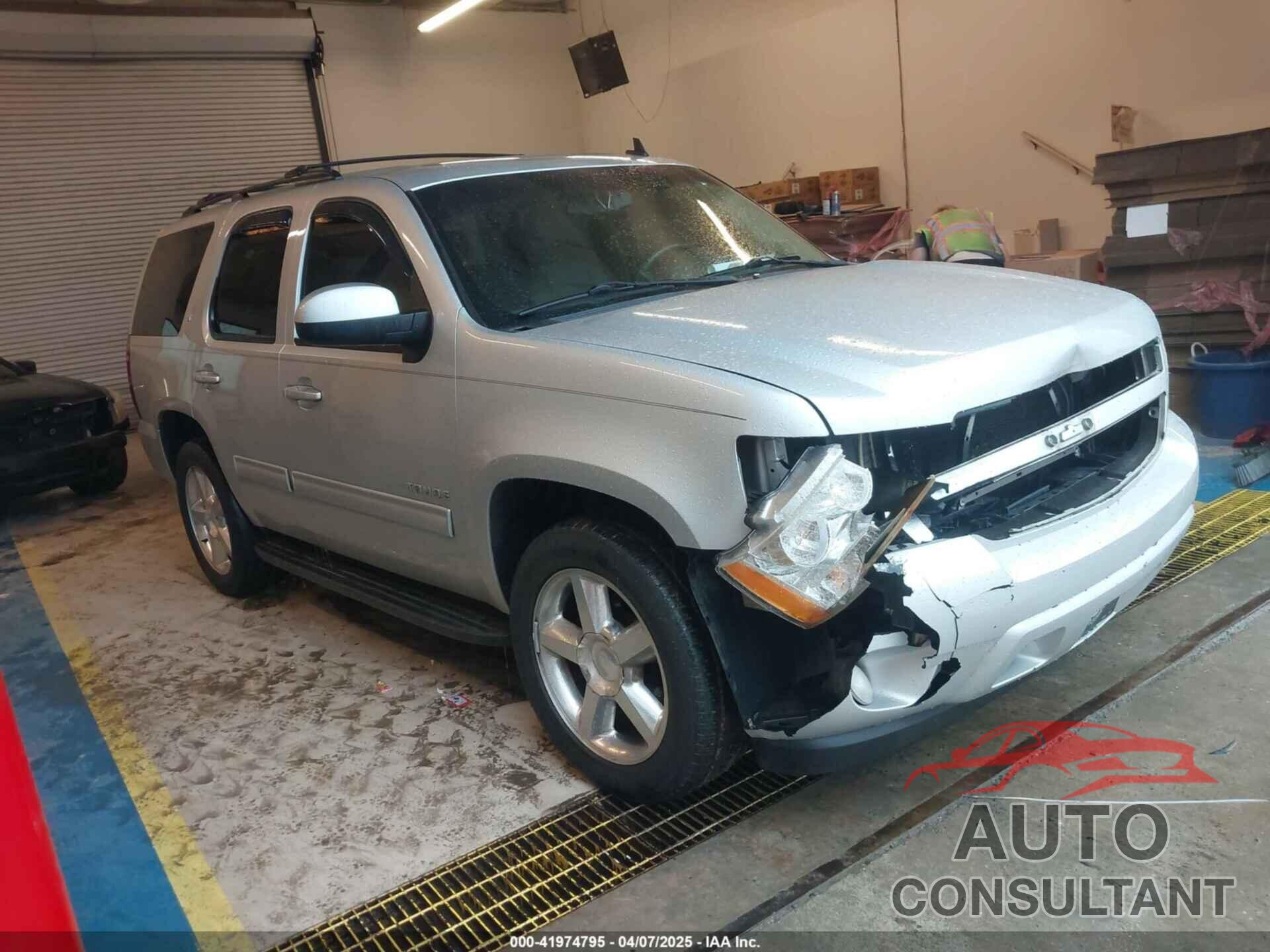 CHEVROLET TAHOE 2010 - 1GNMCBE35AR114622