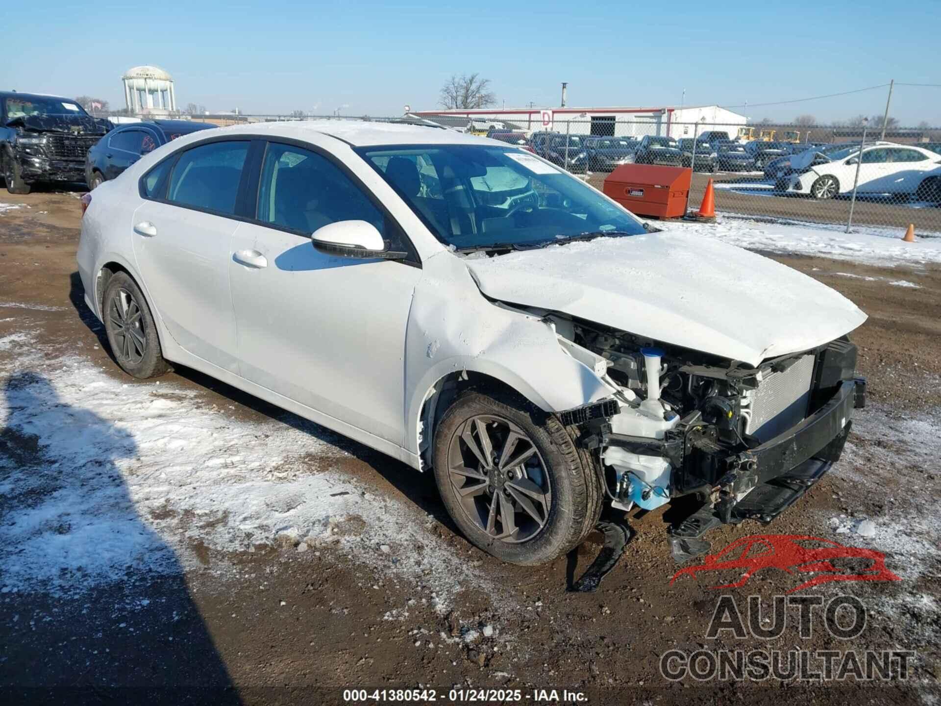KIA FORTE 2024 - 3KPF24AD2RE810683