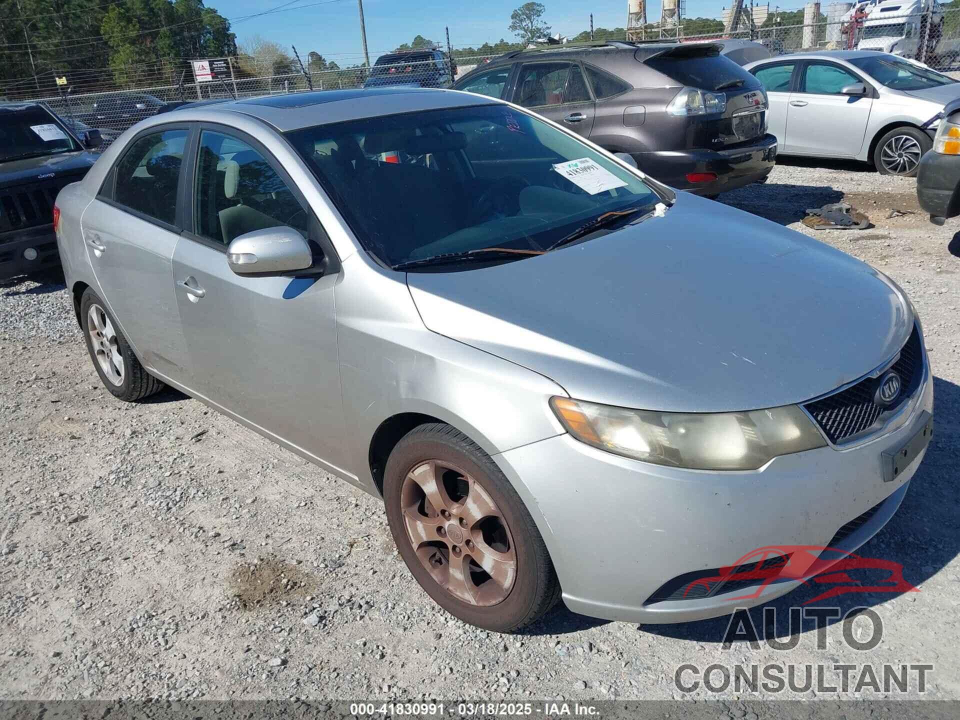 KIA FORTE 2010 - KNAFU4A27A5271824