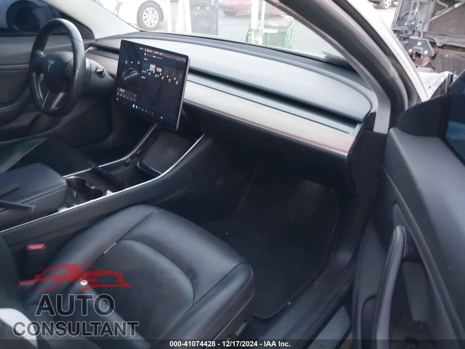 TESLA MODEL 3 2017 - 5YJ3E1EA7HF002203