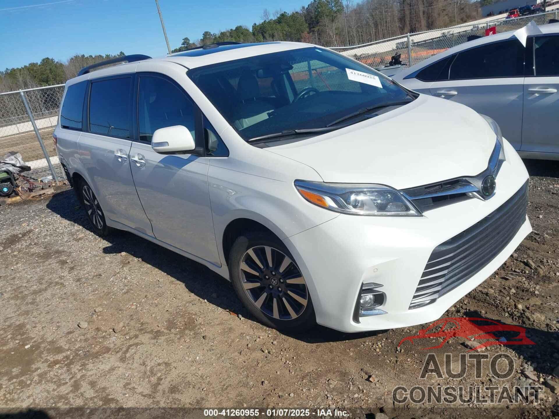 TOYOTA SIENNA 2018 - 5TDYZ3DC0JS923849