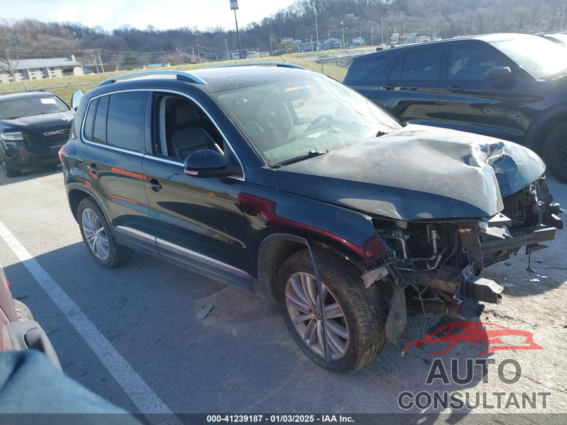 VOLKSWAGEN TIGUAN 2013 - WVGAV7AX3DW554979