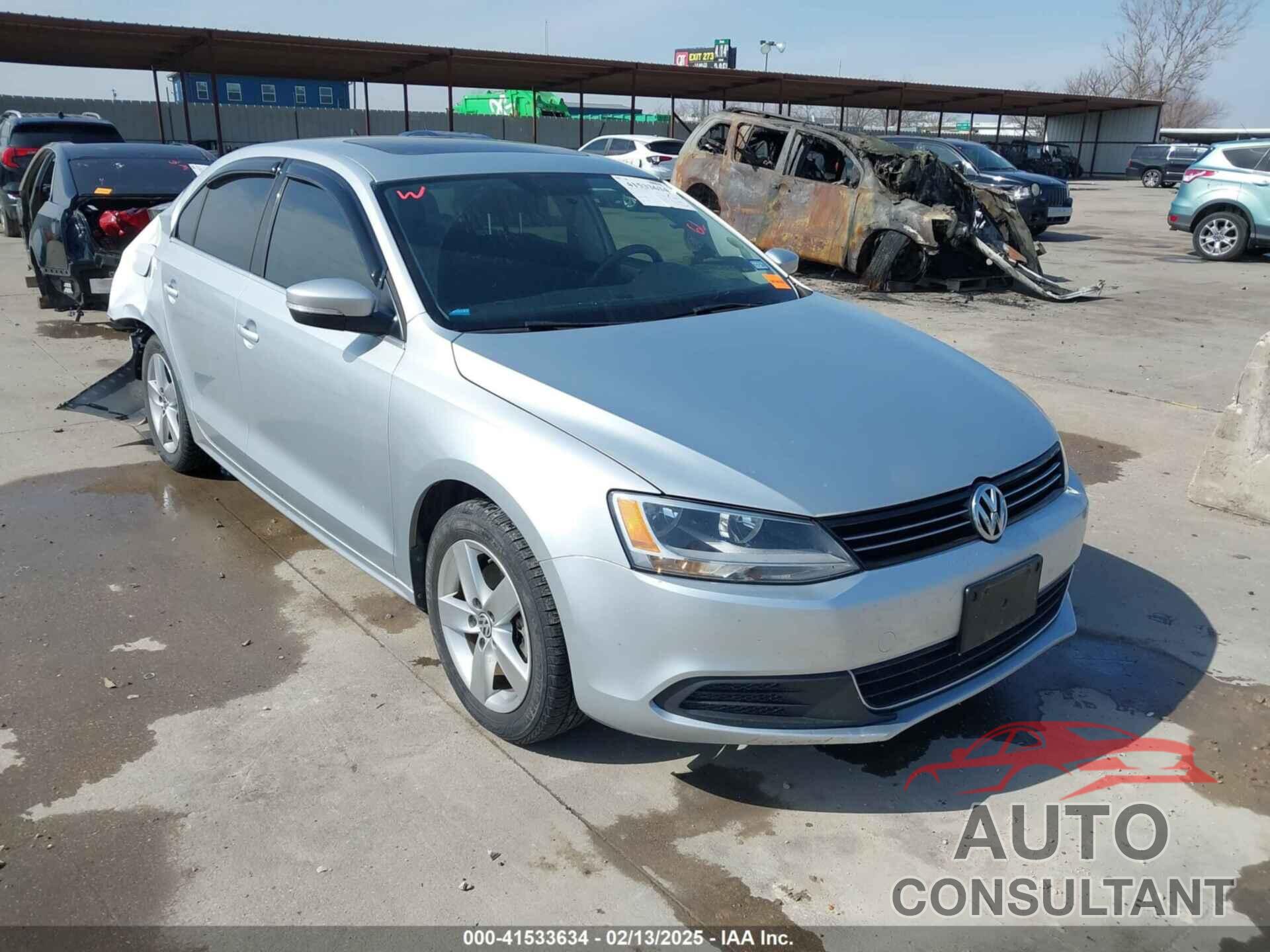 VOLKSWAGEN JETTA 2014 - 3VWLL7AJ6EM424935