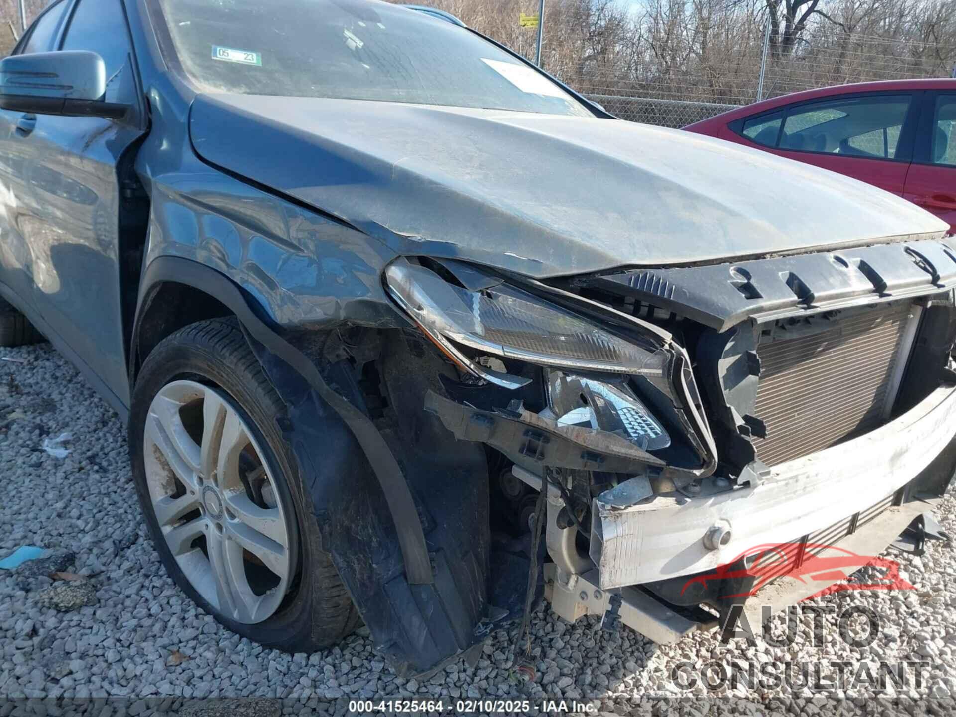 MERCEDES-BENZ GLA 250 2015 - WDCTG4GB4FJ125121