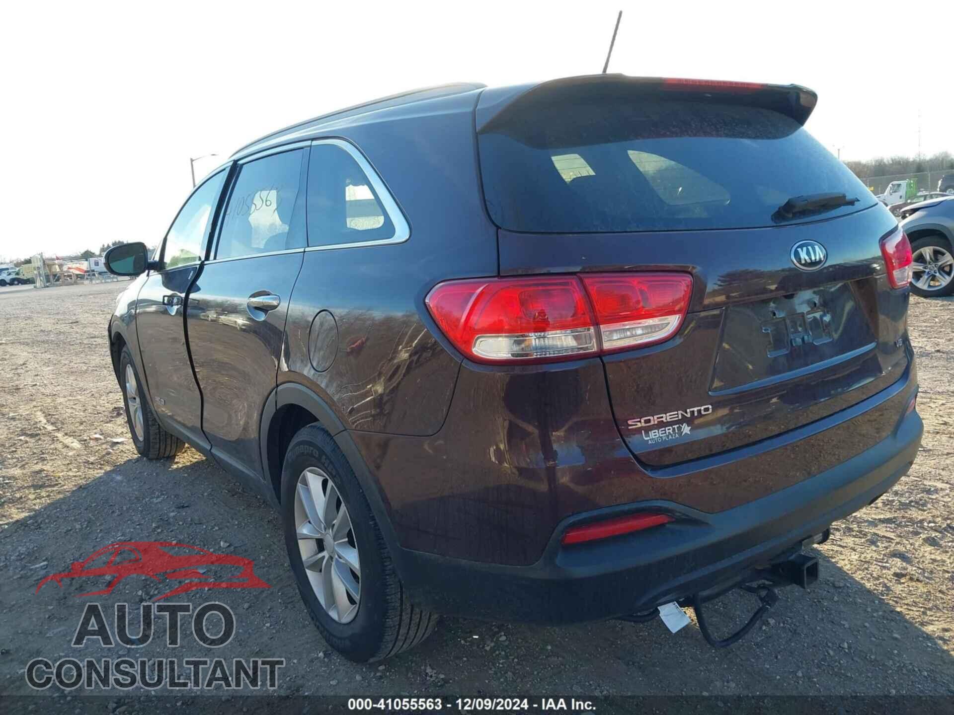 KIA SORENTO 2017 - 5XYPGDA52HG324164