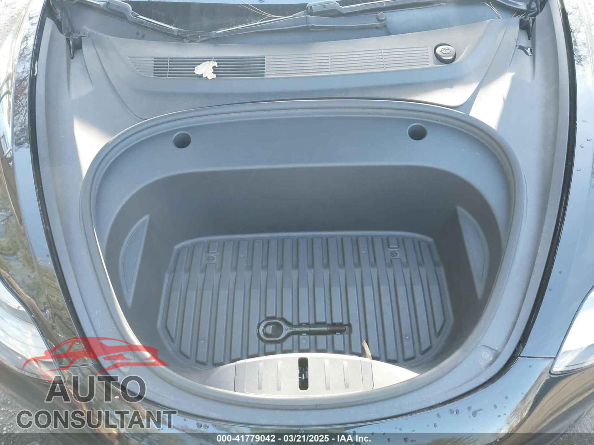 TESLA MODEL 3 2021 - 5YJ3E1EA9MF021068