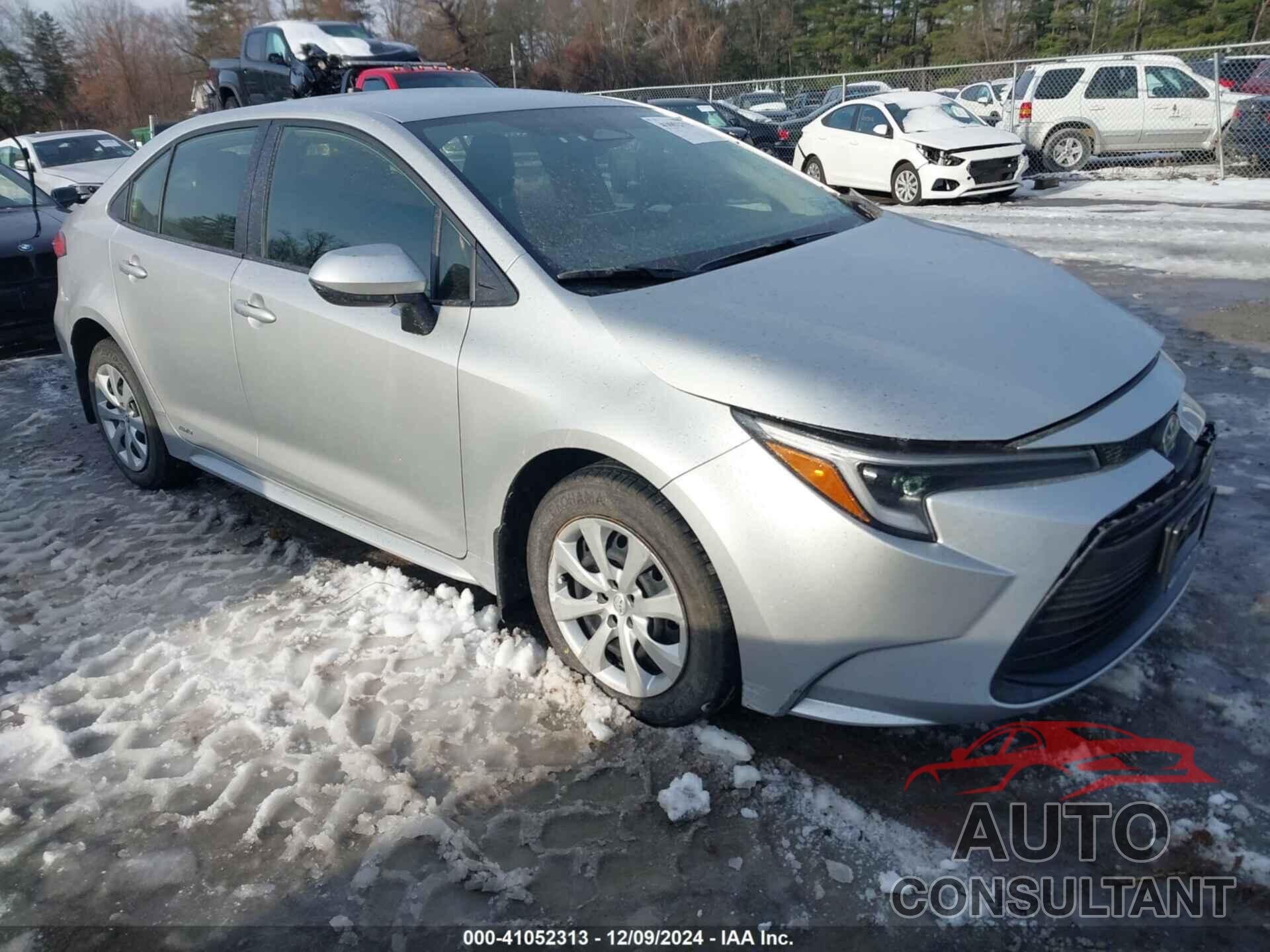 TOYOTA COROLLA 2023 - JTDBDMHEXP3007812