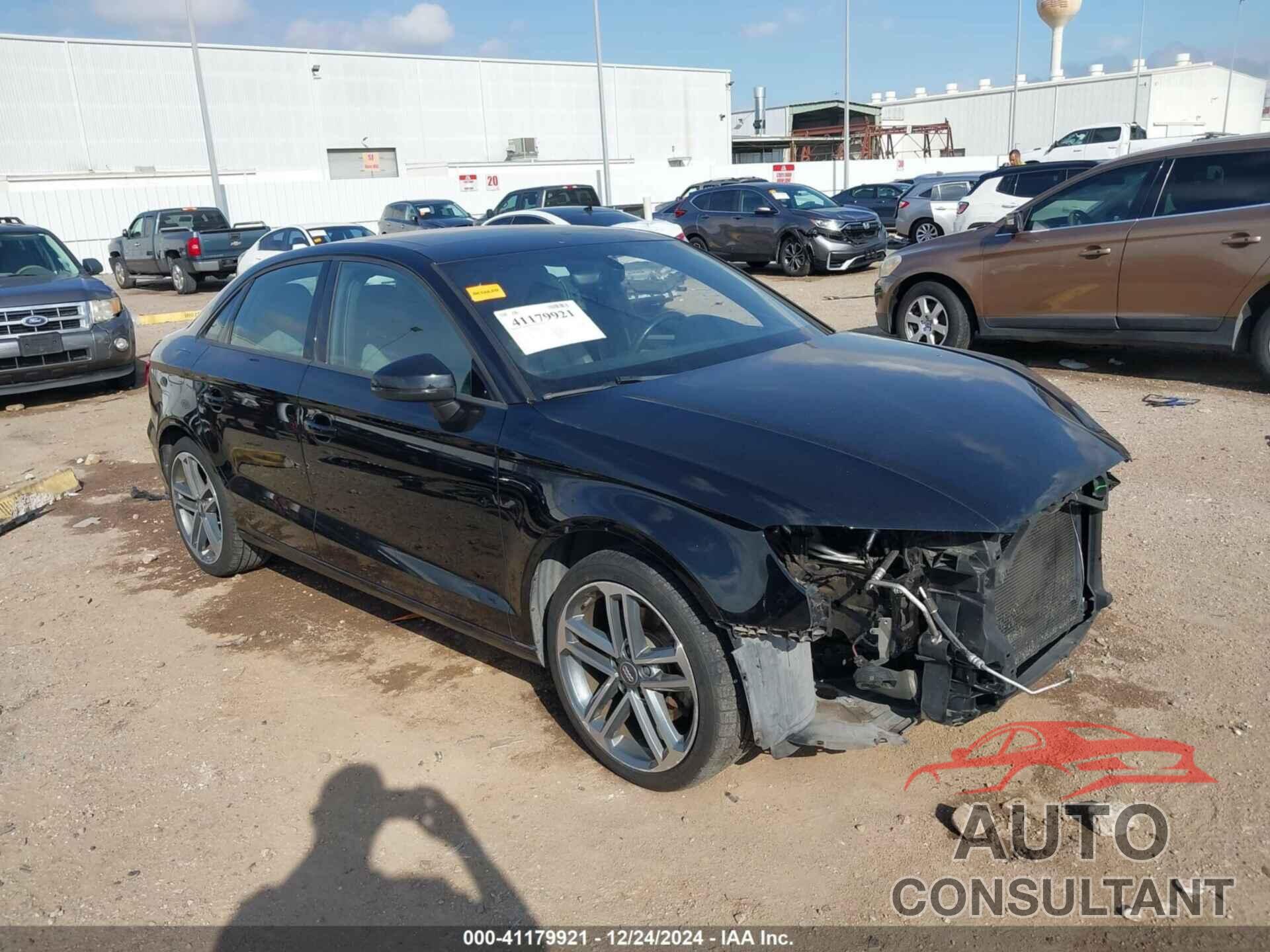 AUDI A3 2017 - WAUAUGFF5H1049369