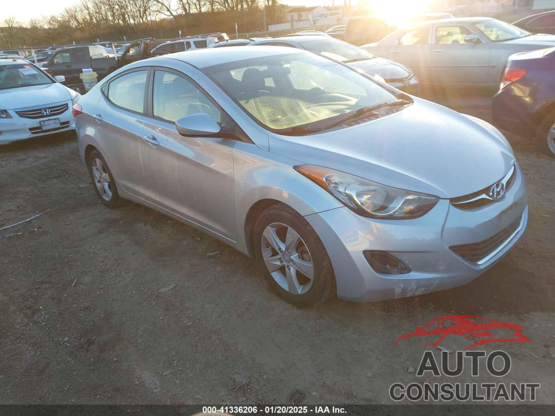HYUNDAI ELANTRA 2013 - 5NPDH4AE5DH246644