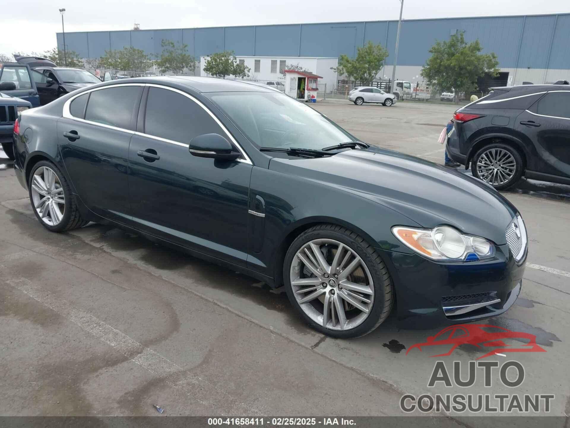 JAGUAR XF 2010 - SAJWA0HE8AMR78233